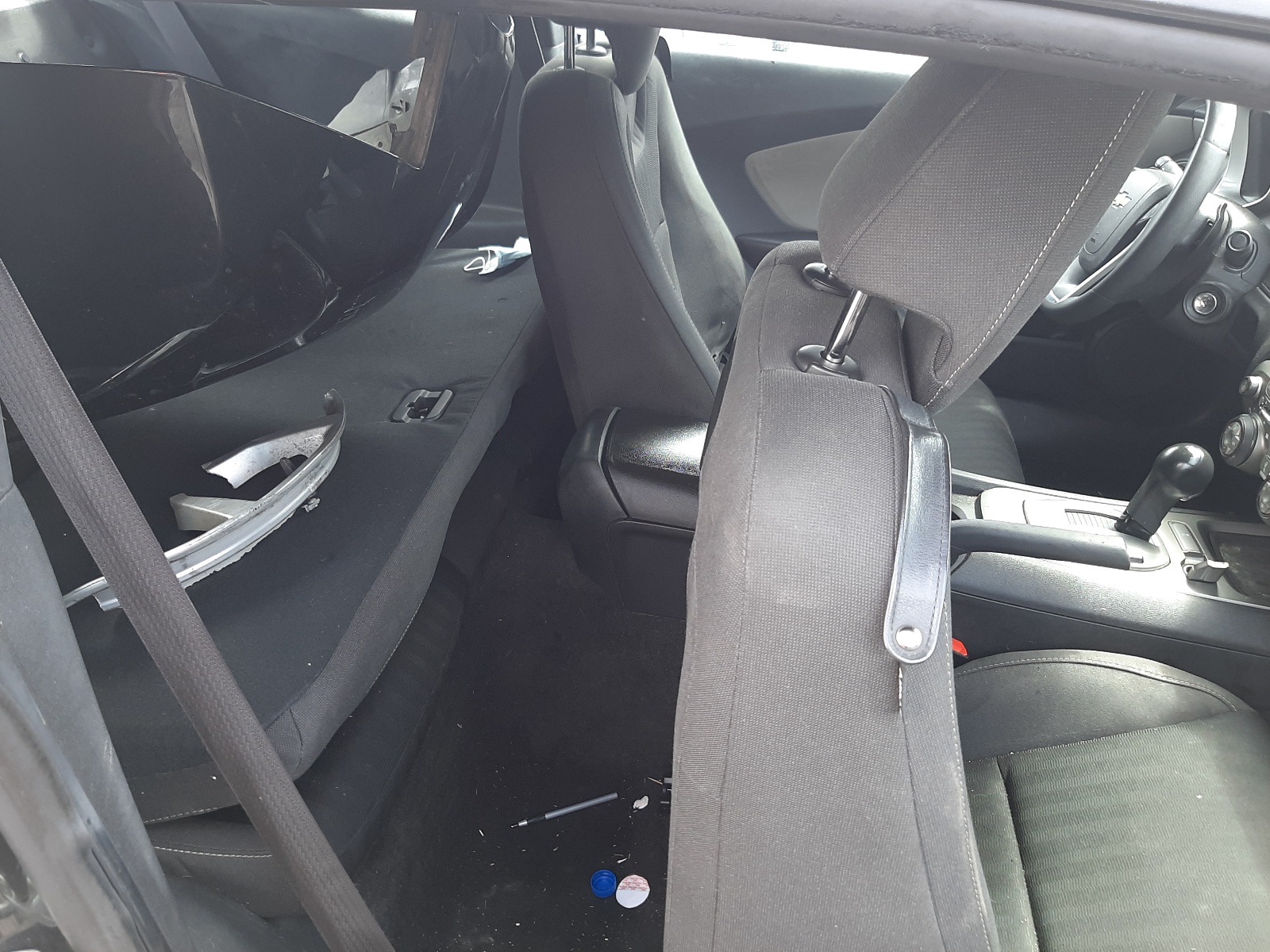 Photo 6 from auction – 2015 CHEVROLET CAMARO LS with VIN 2G1FB1E37F9148327