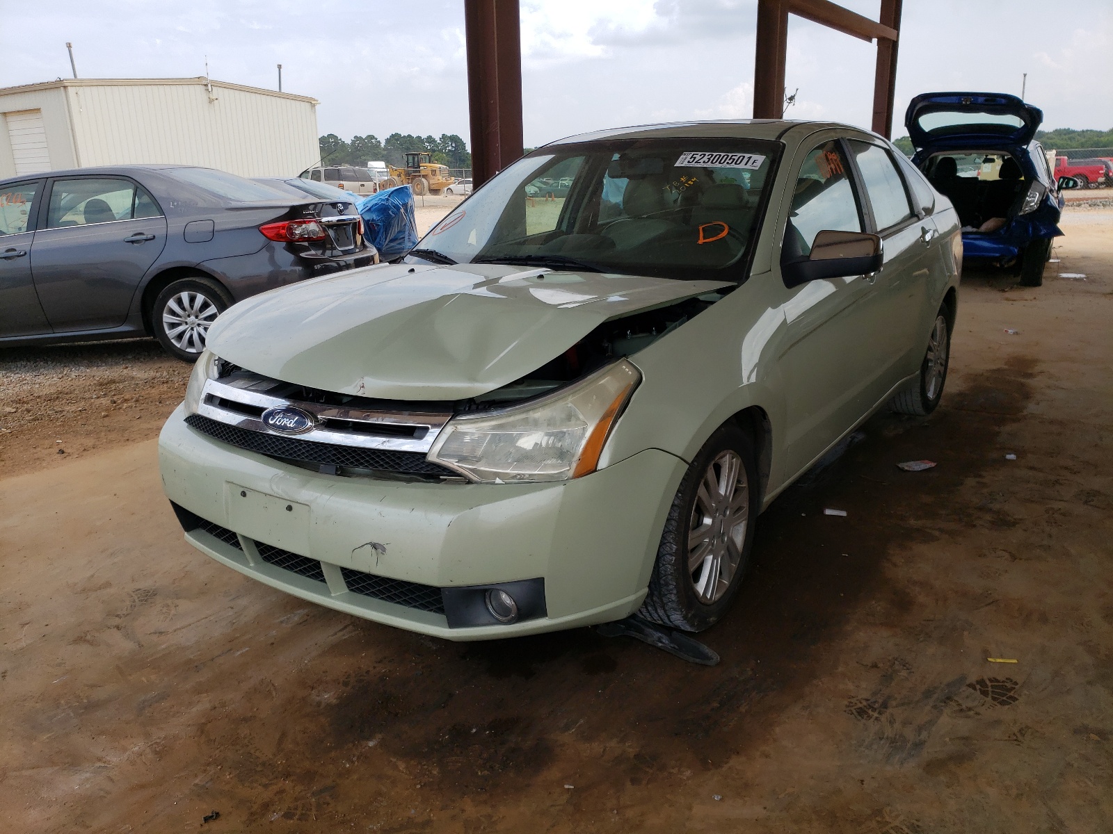 Photo 2 from auction – 2010 FORD FOCUS SEL with VIN 1FAHP3HNXAW216832