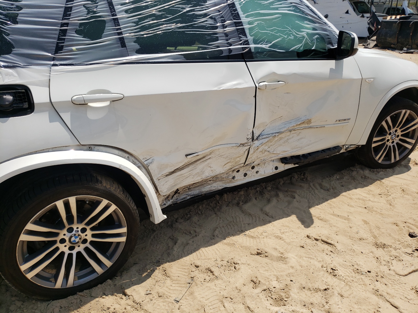 Photo 9 from auction – 2013 BMW X5 XDRIVE3 with VIN 5UXZV4C57D0B03818