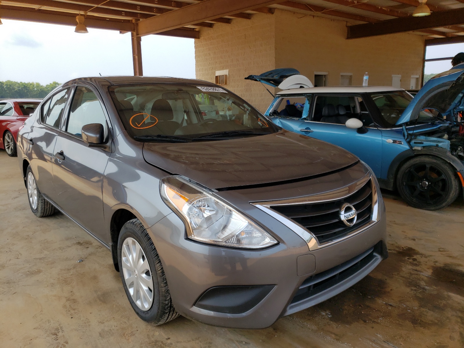Photo 1 from auction – 2018 NISSAN VERSA S with VIN 3N1CN7AP7JL857300