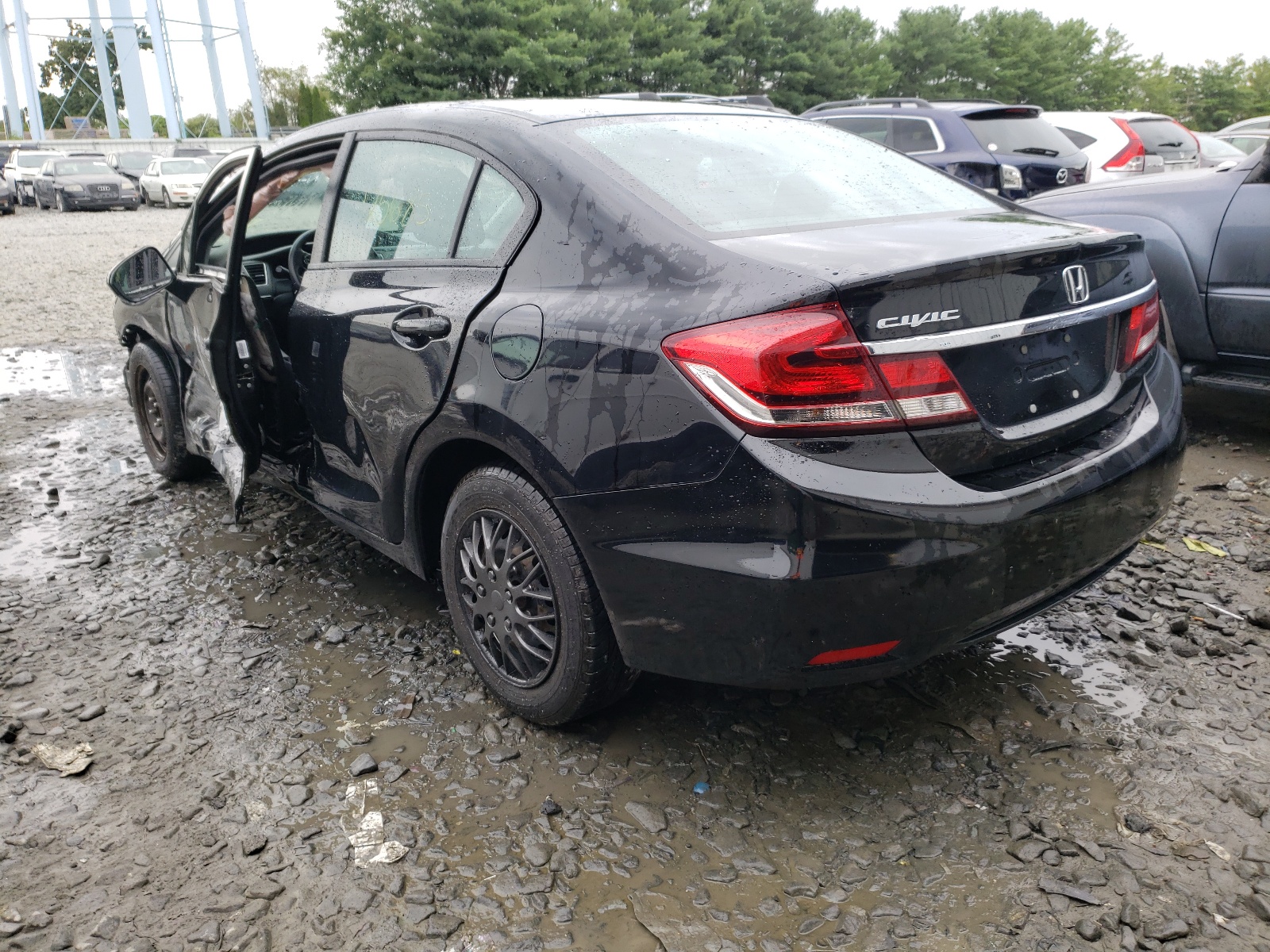 Photo 3 from auction – 2014 HONDA CIVIC LX with VIN 2HGFB2F50EH555361