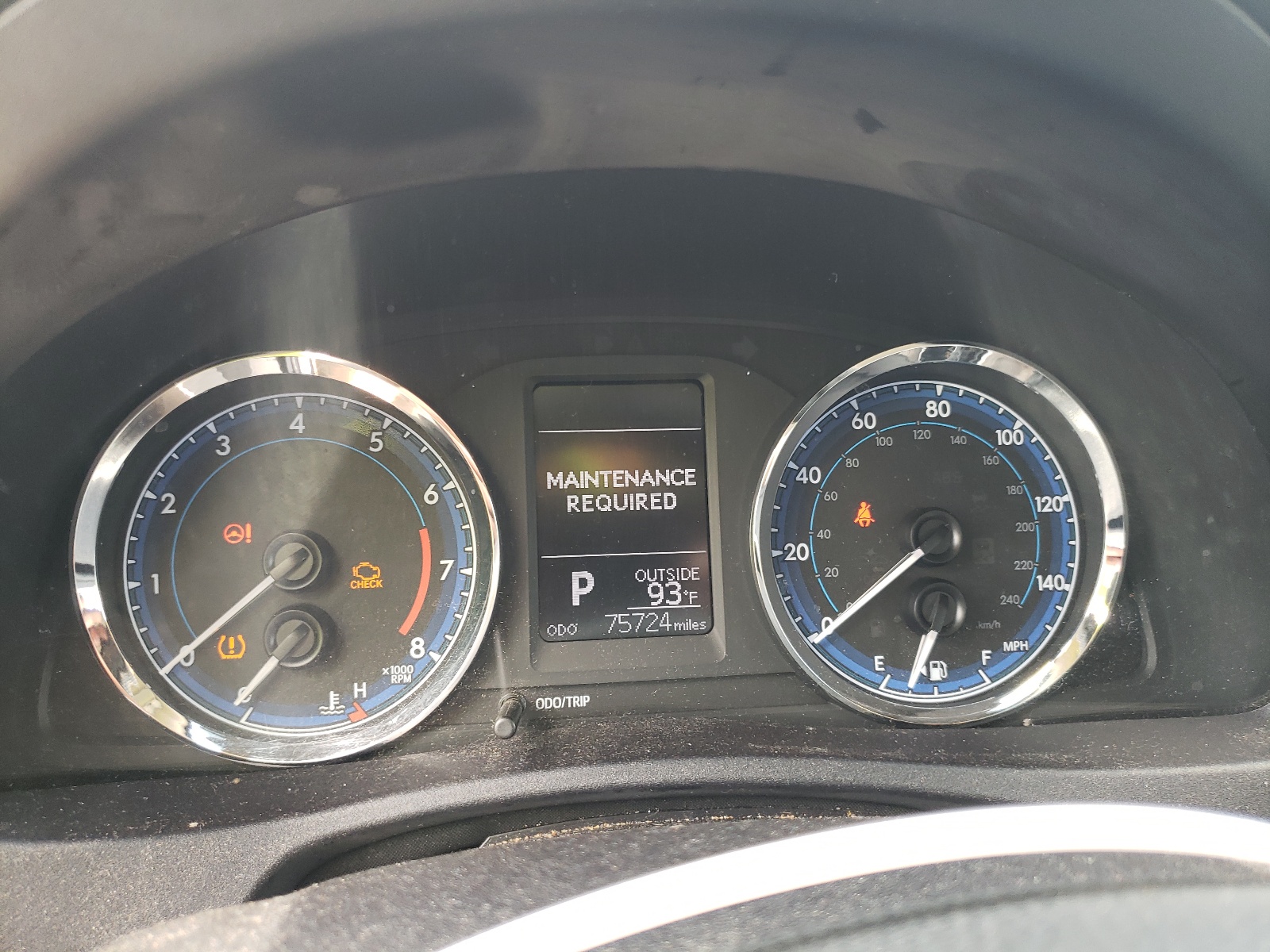 Photo 8 from auction – 2017 TOYOTA COROLLA L with VIN 2T1BURHE0HC792475