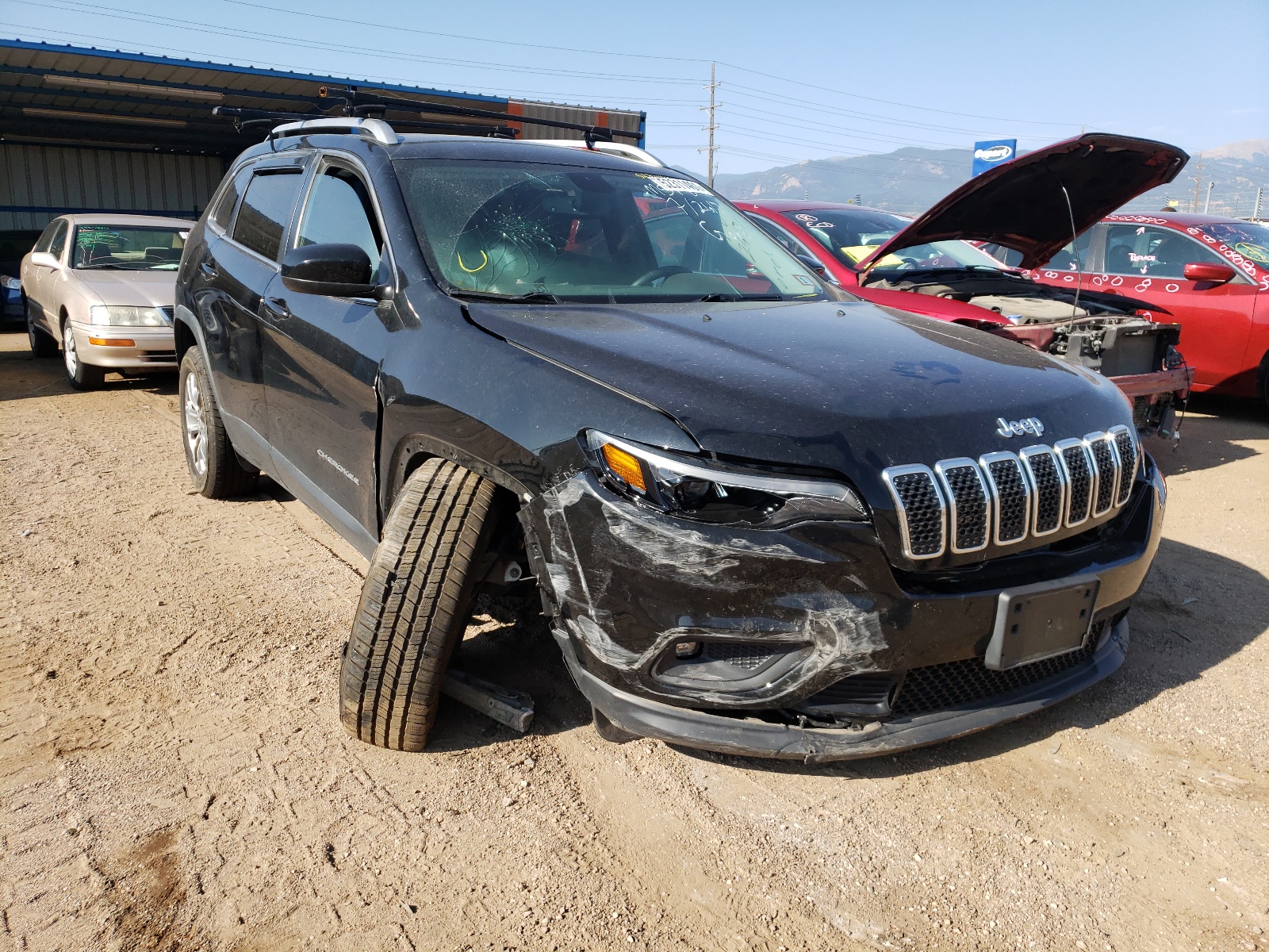 JEEP CHEROKEE L 2019 with VIN 1C4PJMLX4KD139975 - Photo from auction
