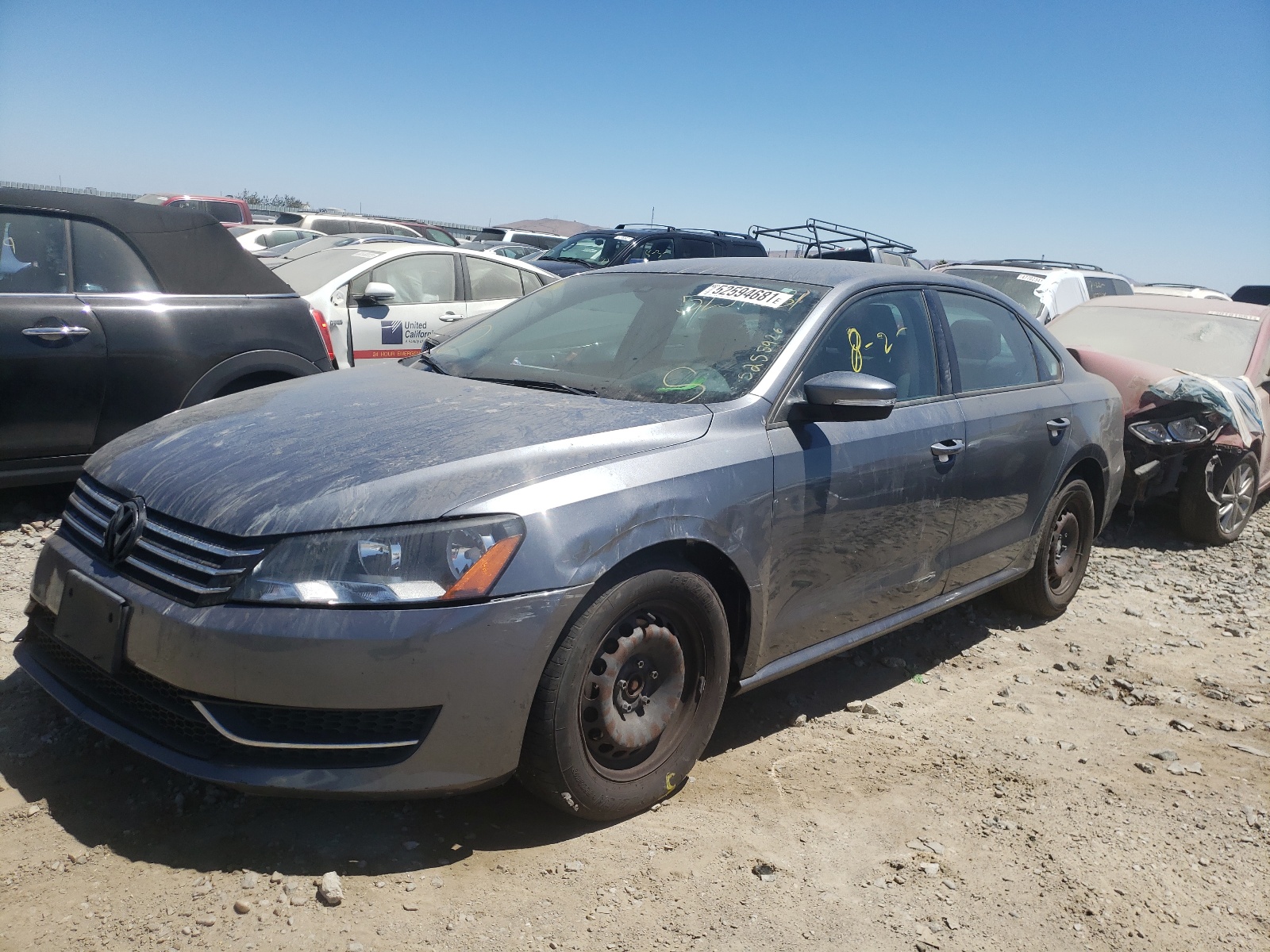 Photo 2 from auction – 2014 VOLKSWAGEN PASSAT S with VIN 1VWAS7A32EC089864