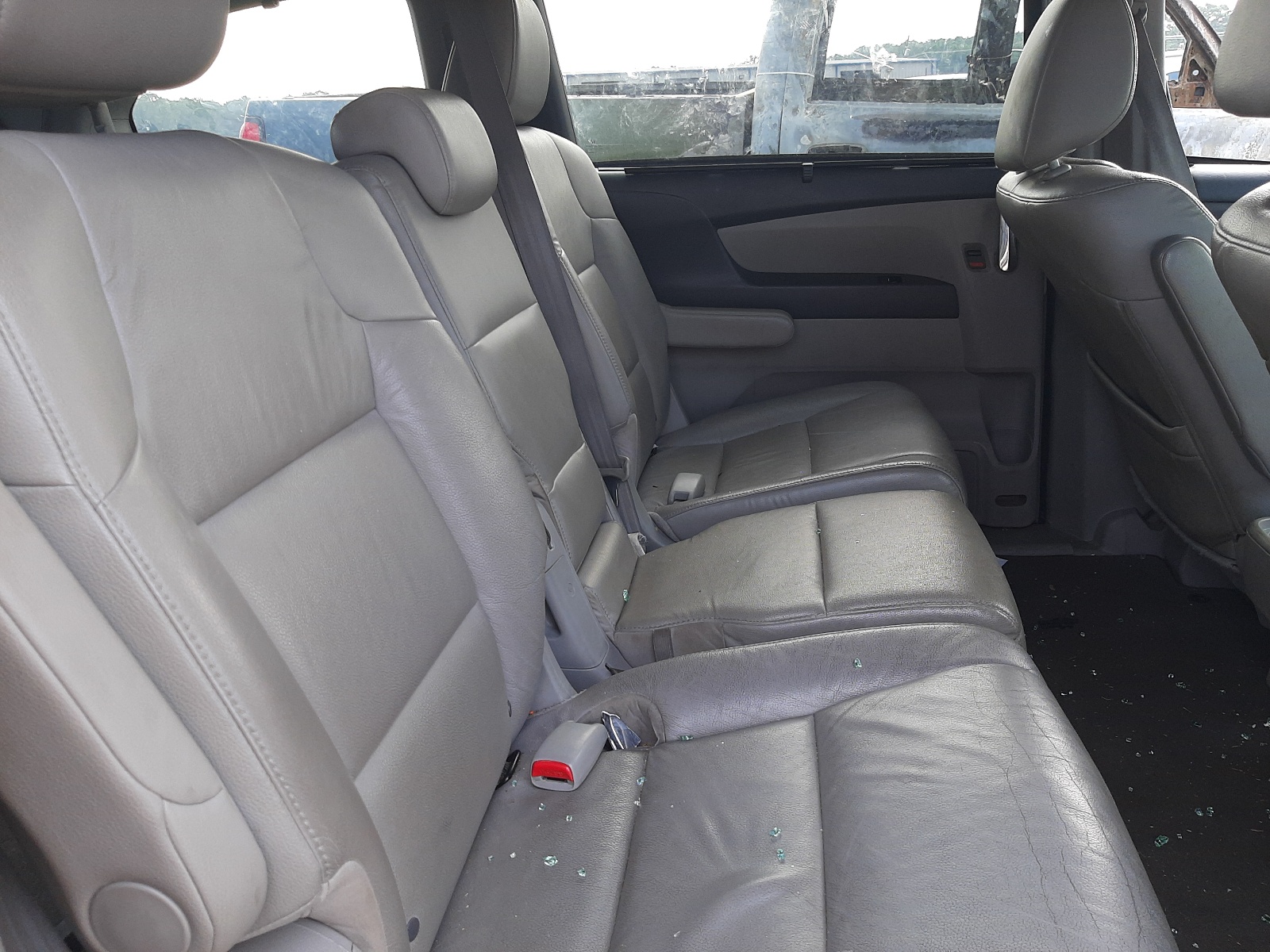 Photo 6 from auction – 2014 HONDA ODYSSEY EX with VIN 5FNRL5H60EB027647