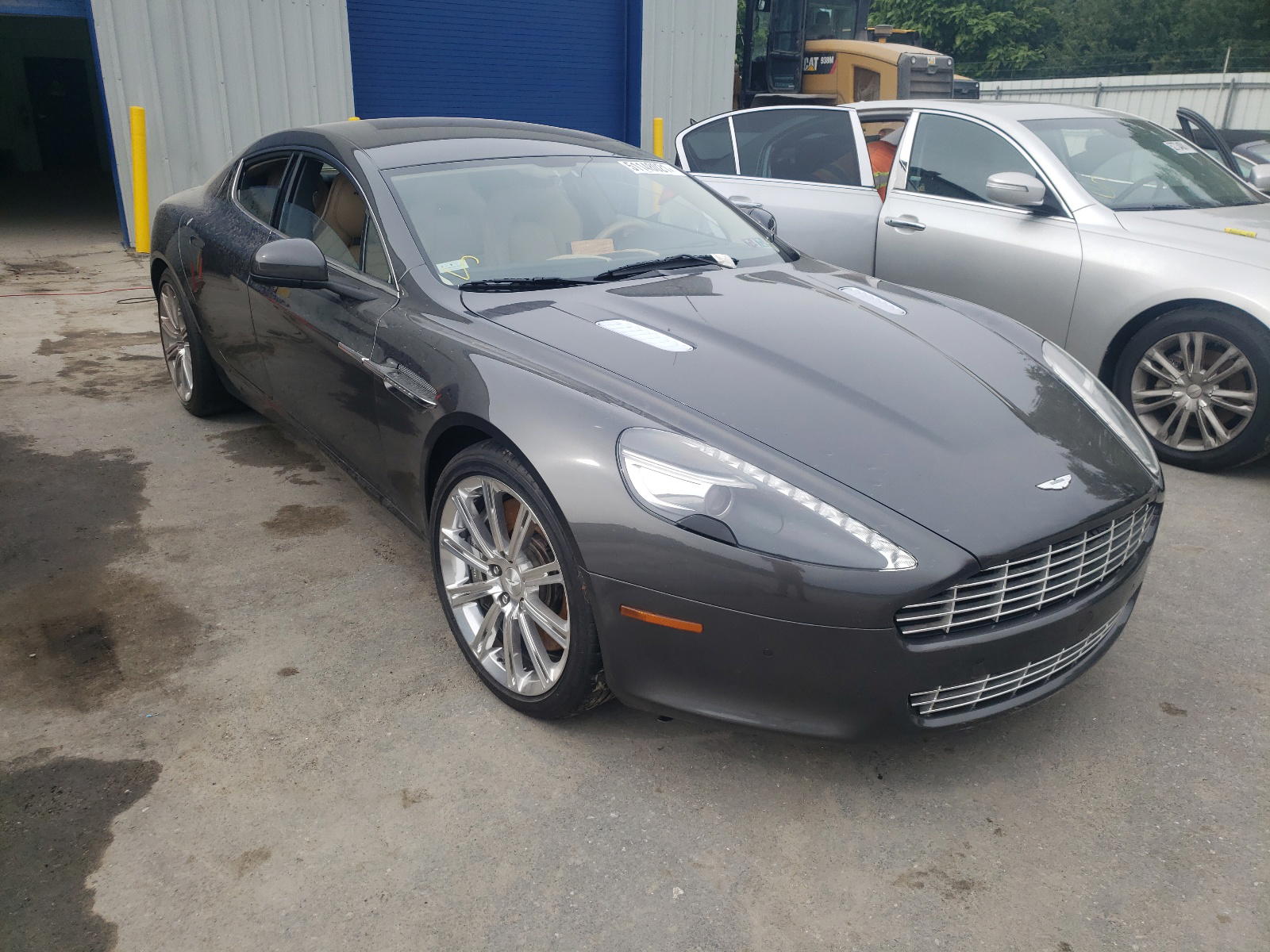 ASTON MARTIN RAPIDE 2011 with VIN SCFHDDAJ5BAF01666 - Photo from auction