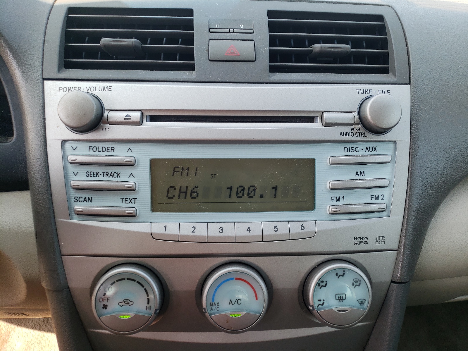 Photo 9 from auction – 2007 TOYOTA CAMRY CE with VIN 4T1BE46K07U678420