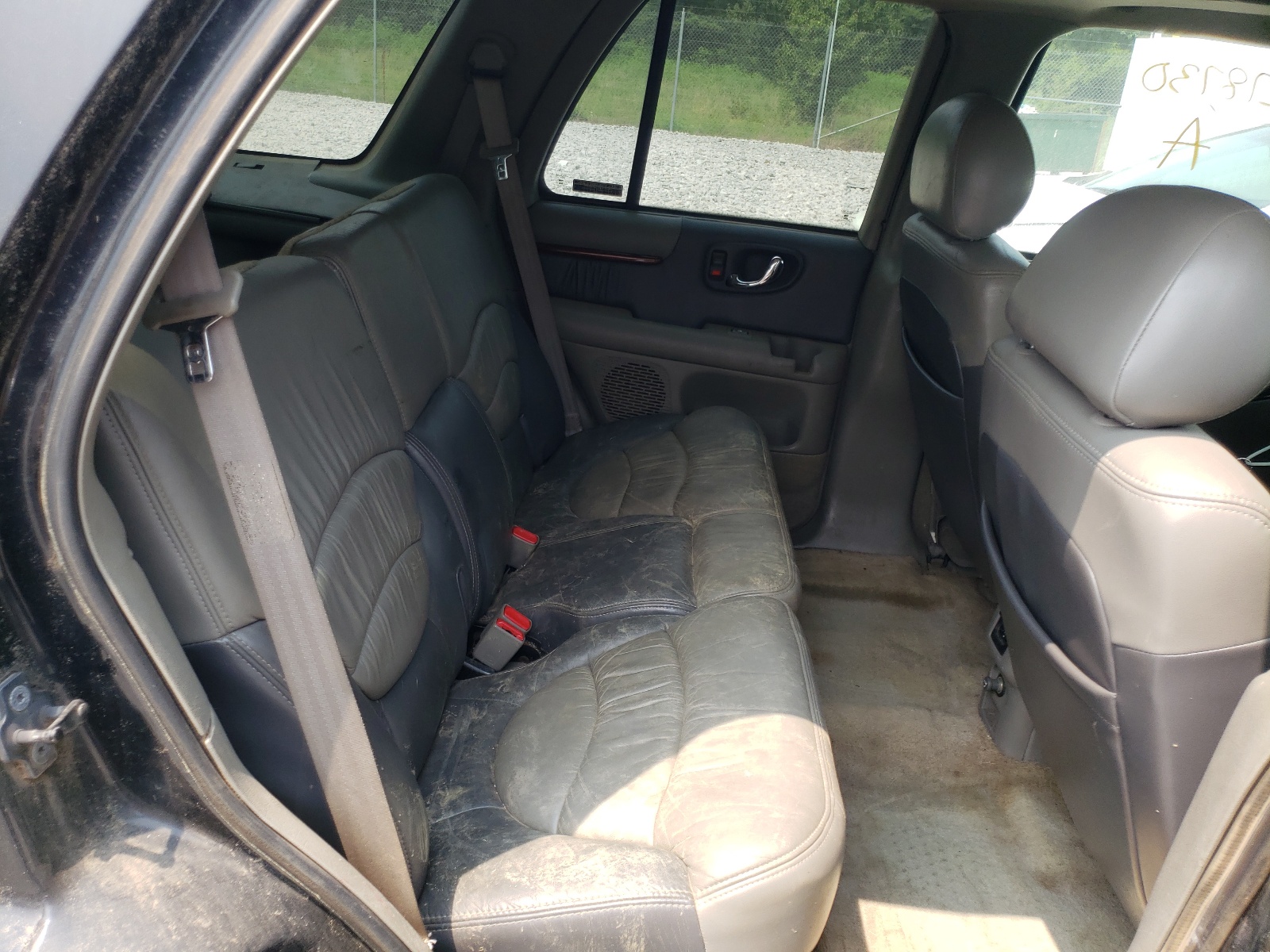 Photo 6 from auction – 2000 GMC JIMMY with VIN 1GKDT13W2Y2299204
