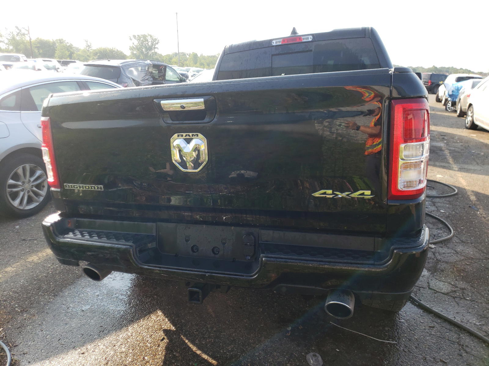 Photo 6 from auction – 2020 RAM 1500 BIG H with VIN 1C6SRFBTXLN254368
