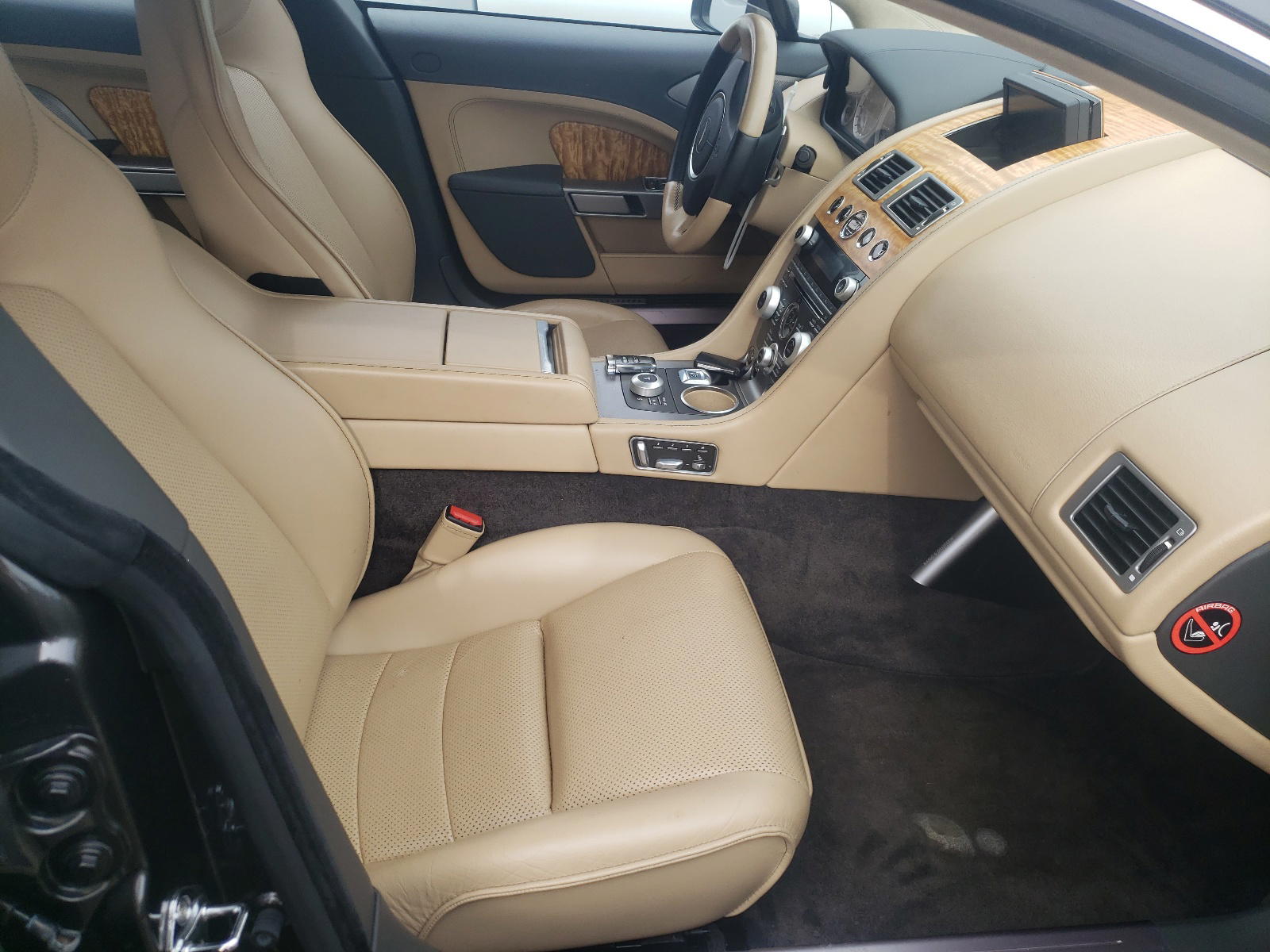 Photo 5 from auction – 2011 ASTON MARTIN RAPIDE with VIN SCFHDDAJ5BAF01666