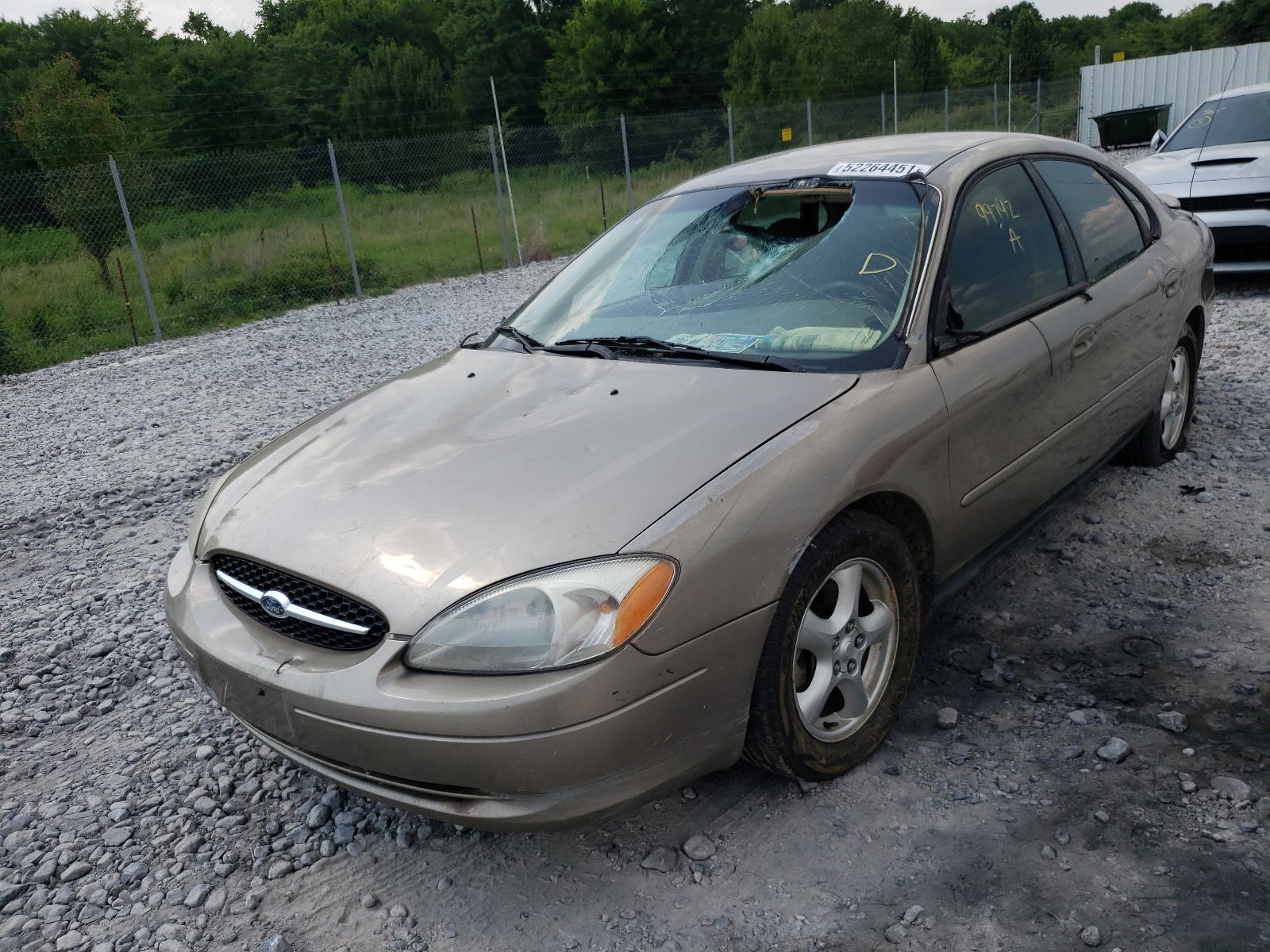 Photo 2 from auction – 2003 FORD TAURUS SES with VIN 1FAFP55293G139171