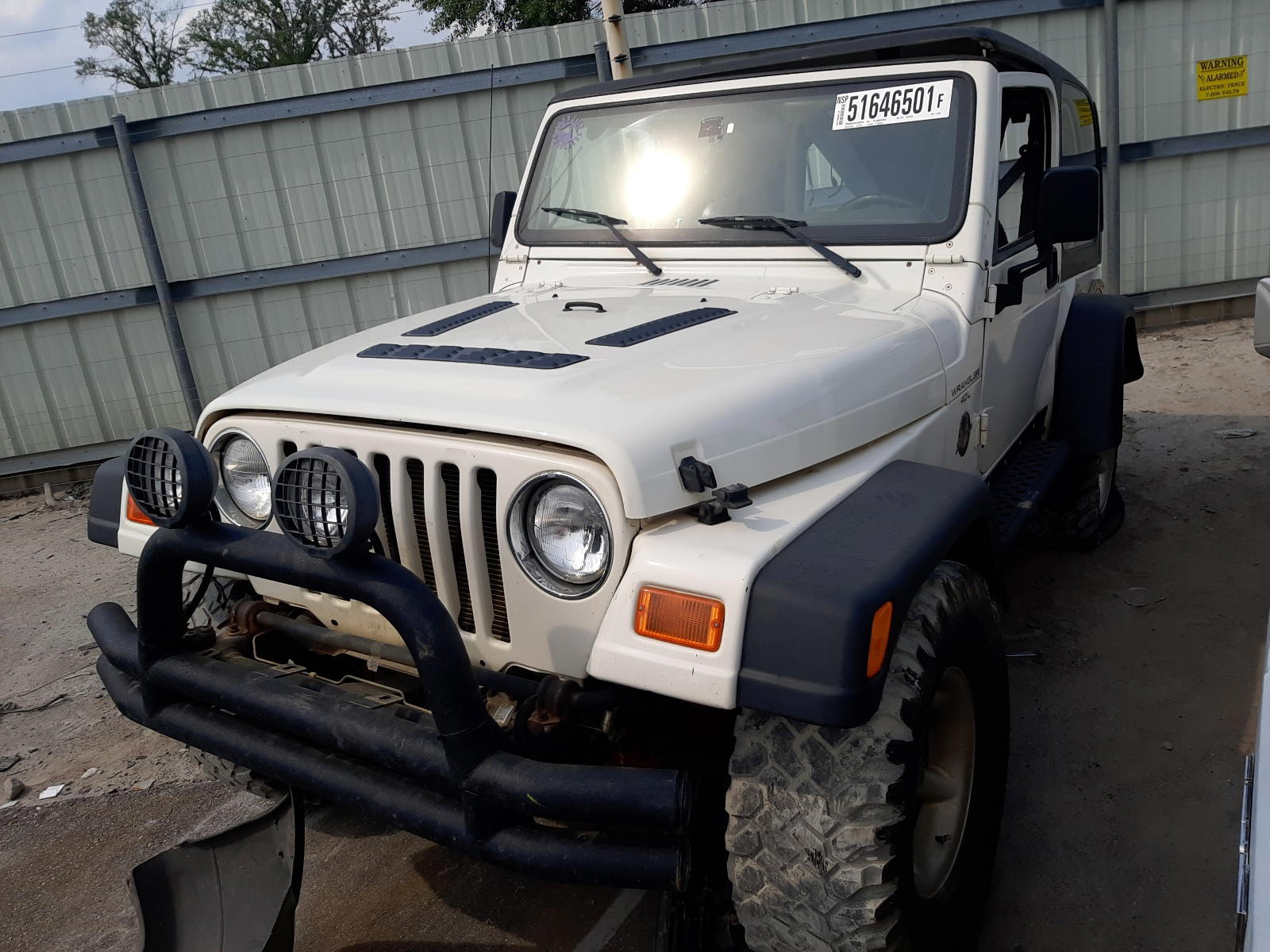 Photo 2 from auction – 2000 JEEP WRANGLER / with VIN 1J4FA59S2YP711298
