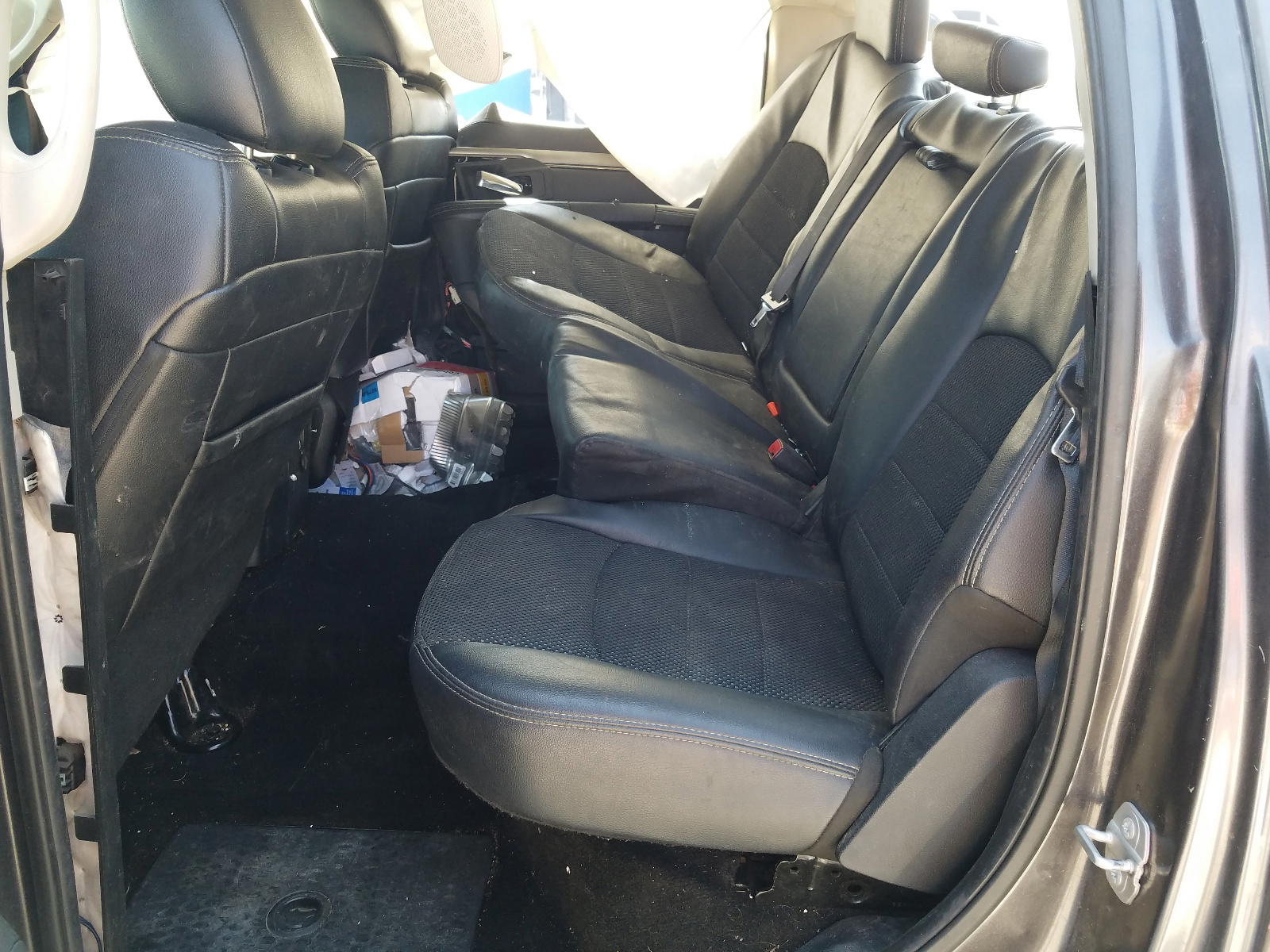 Photo 6 from auction – 2016 RAM 1500 SLT with VIN 1C6RR6LT0GS148399