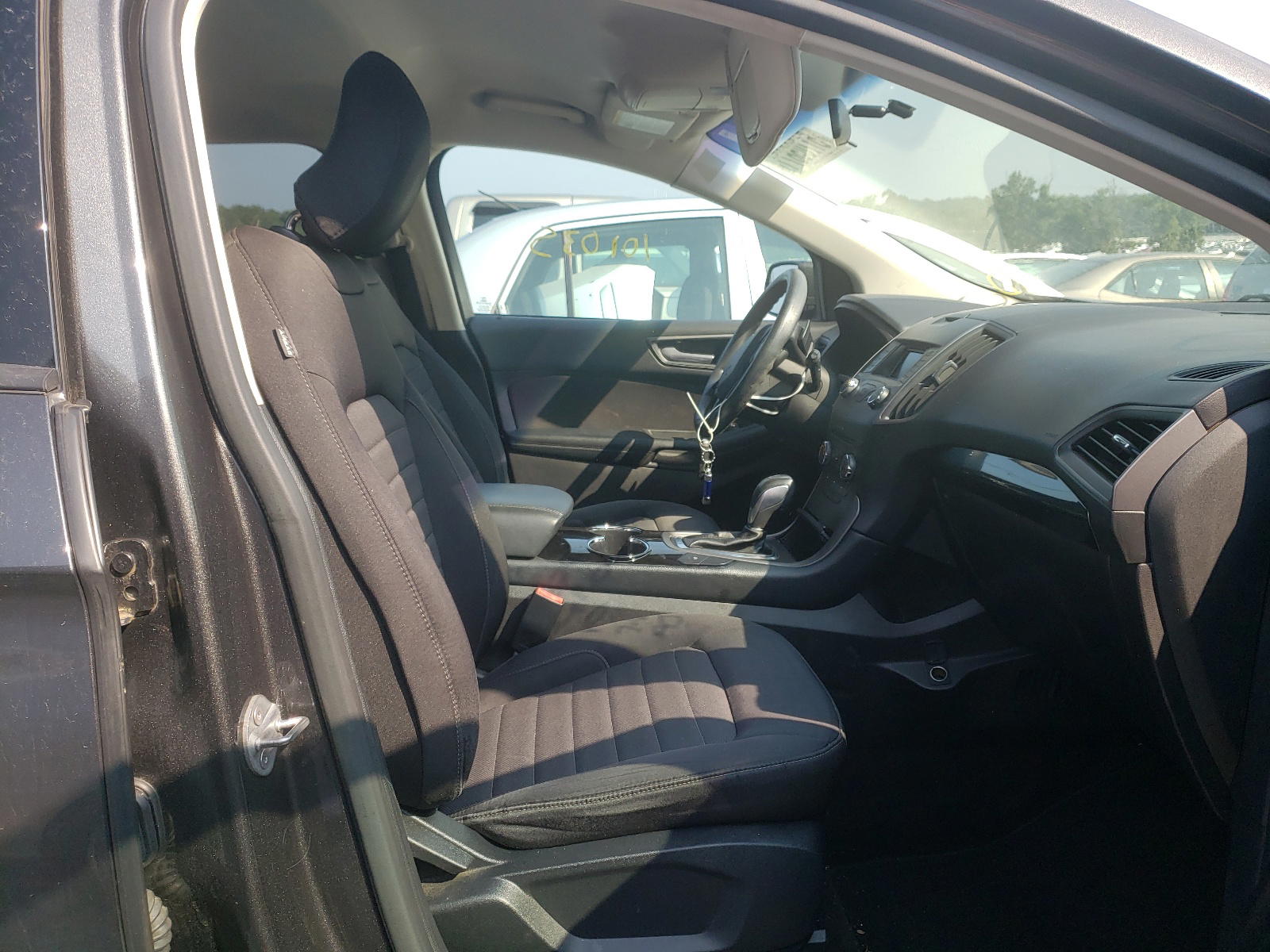 Photo 5 from auction – 2017 FORD EDGE SE with VIN 2FMPK3G94HBB71550