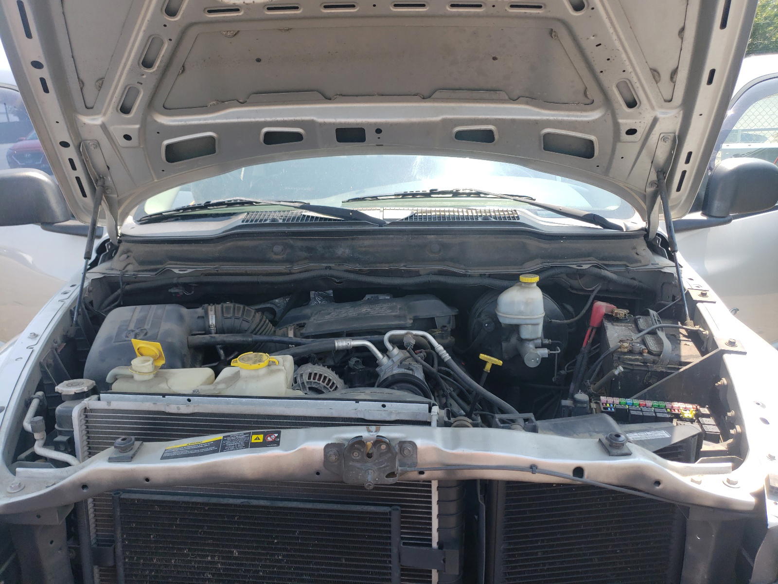 Photo 7 from auction – 2004 DODGE RAM 1500 S with VIN 1D7HU18D64J294840