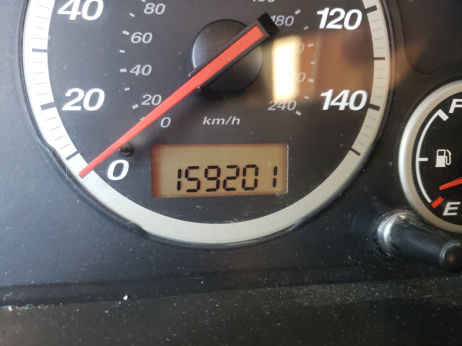 Photo 8 from auction – 2005 HONDA CR-V LX with VIN JHLRD685X5C020084