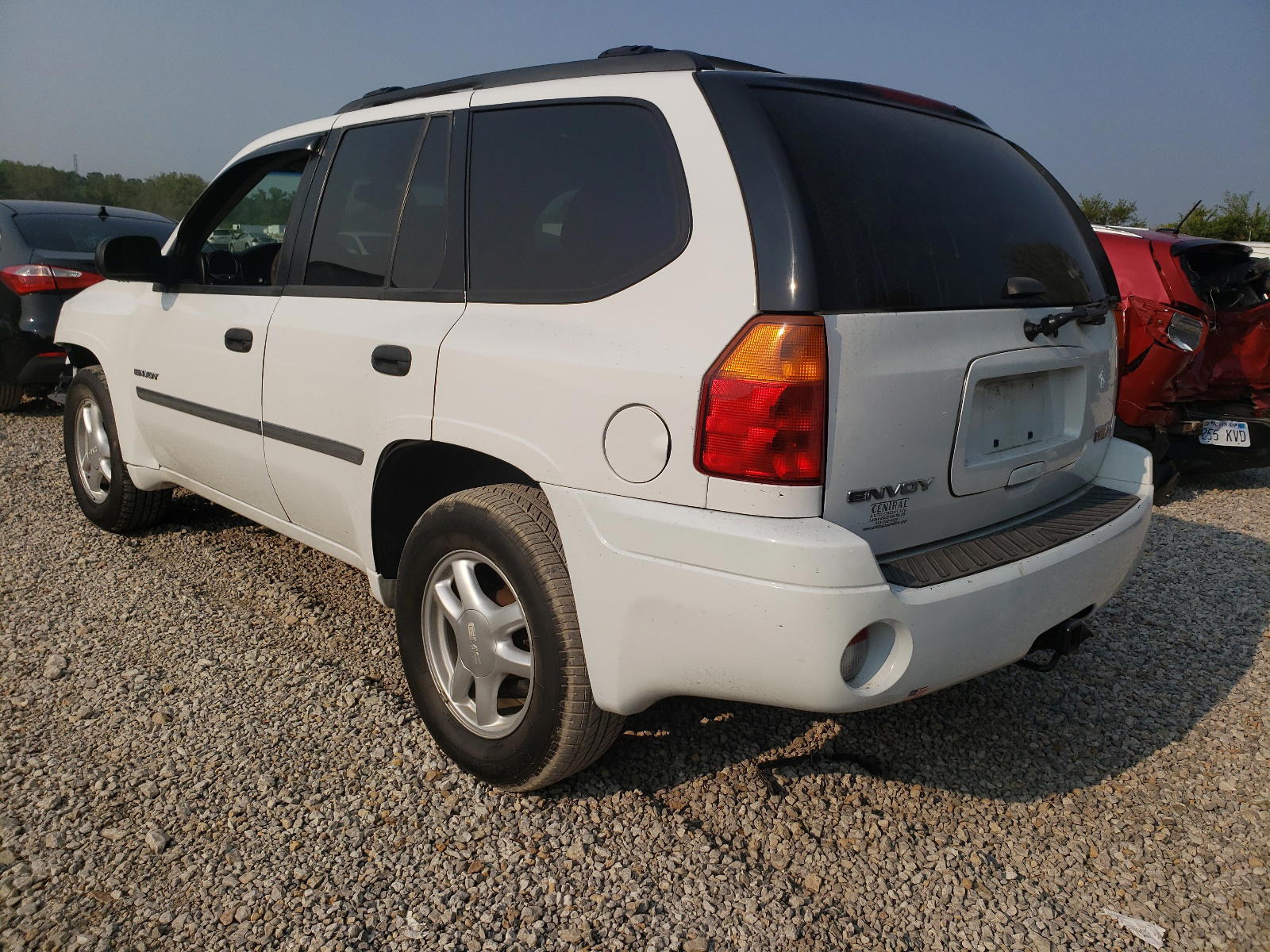 Photo 3 from auction – 2006 GMC ENVOY with VIN 1GKDT13S962156728