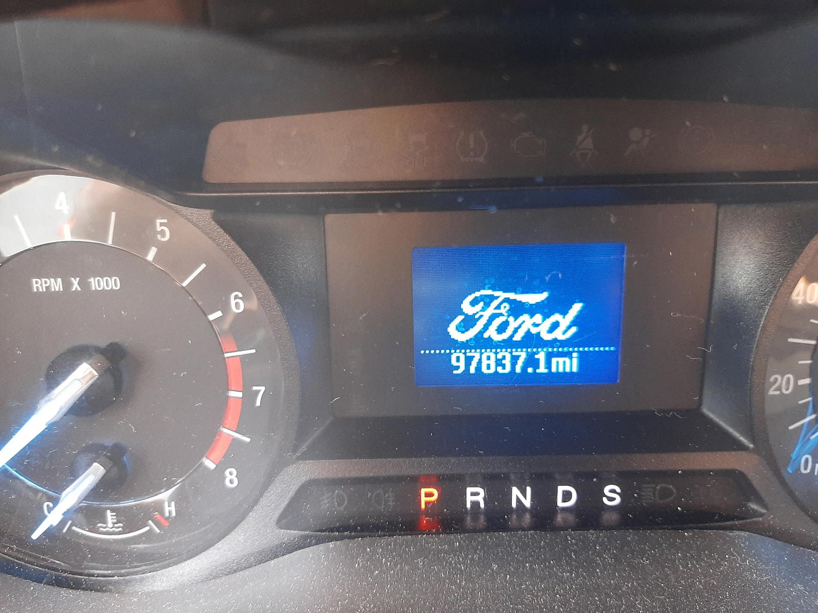 Photo 8 from auction – 2016 FORD FUSION with VIN 3FA6P0G72GR274857