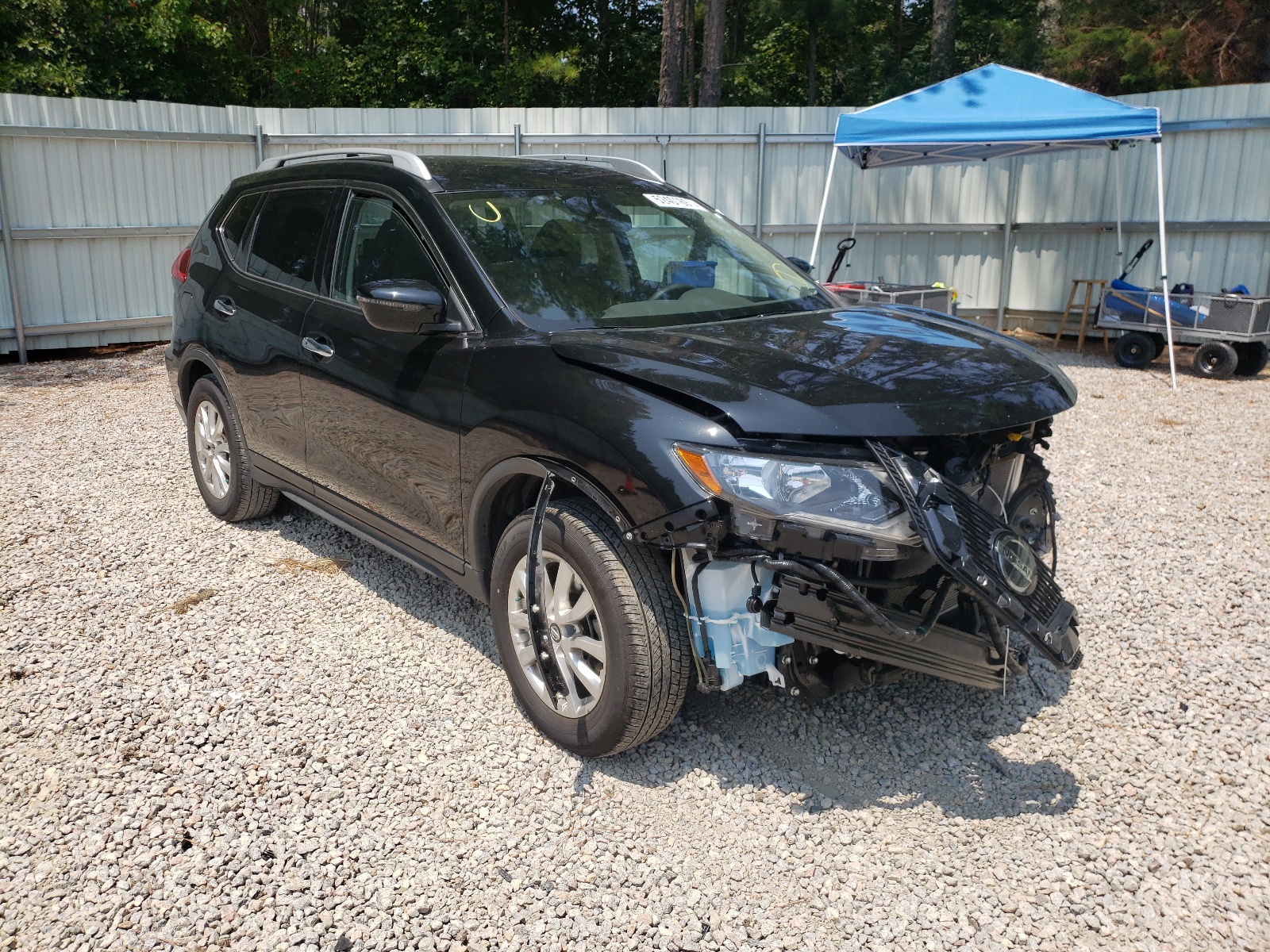 NISSAN ROGUE S 2020 with VIN JN8AT2MT2LW043739 - Photo from auction