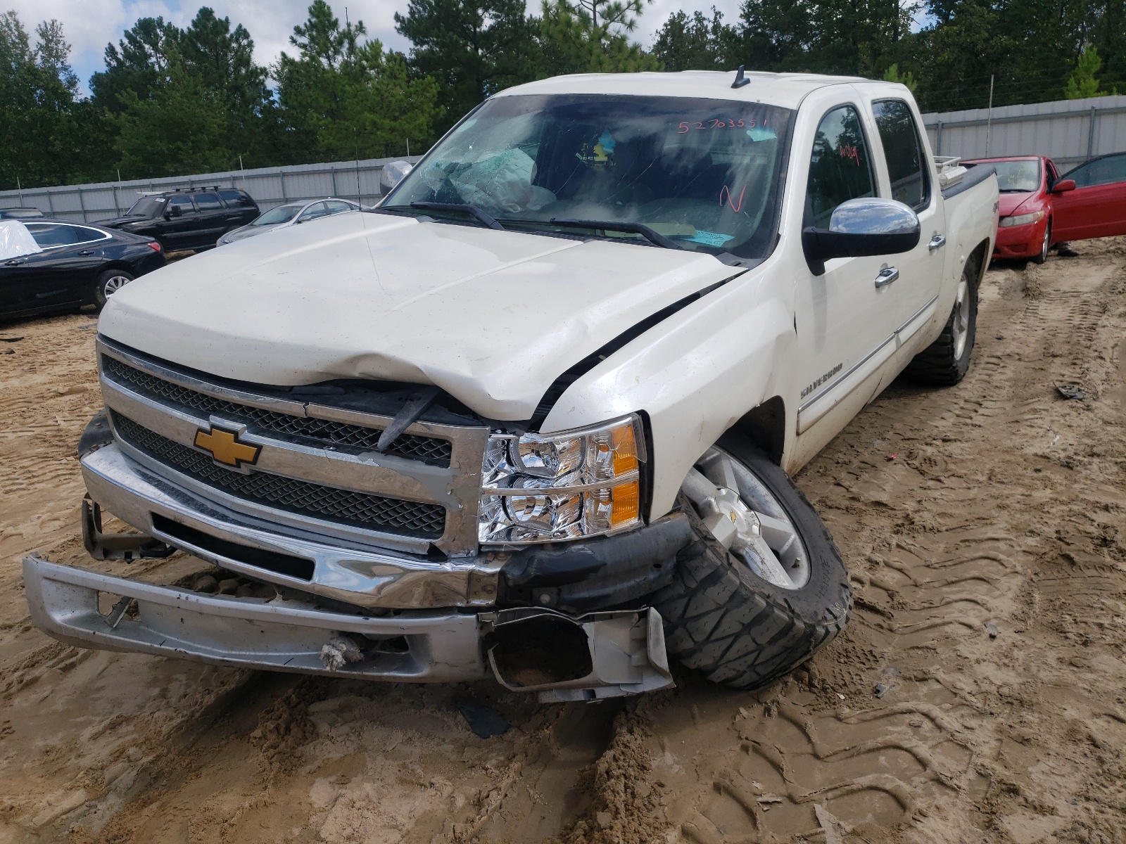 Photo 2 from auction – 2013 CHEVROLET SILVERADO with VIN 3GCPKSE77DG311422