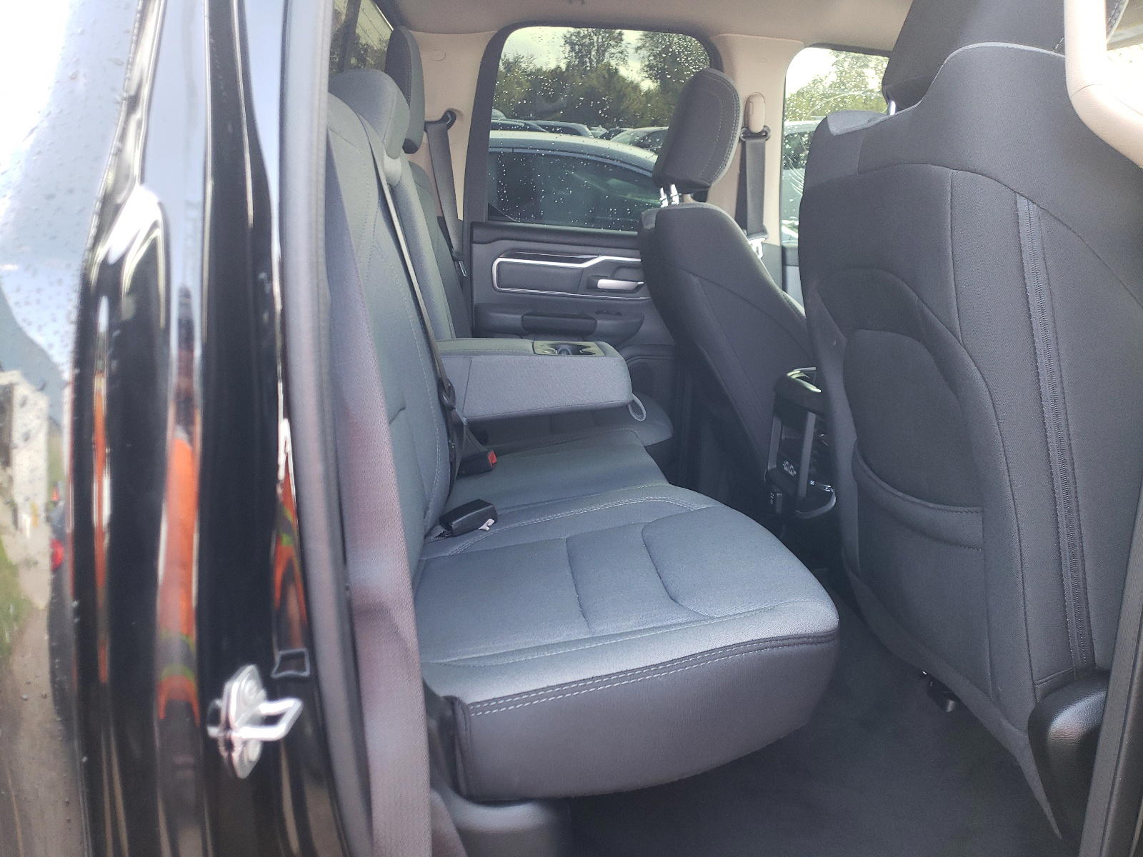 Photo 9 from auction – 2020 RAM 1500 BIG H with VIN 1C6SRFBTXLN254368