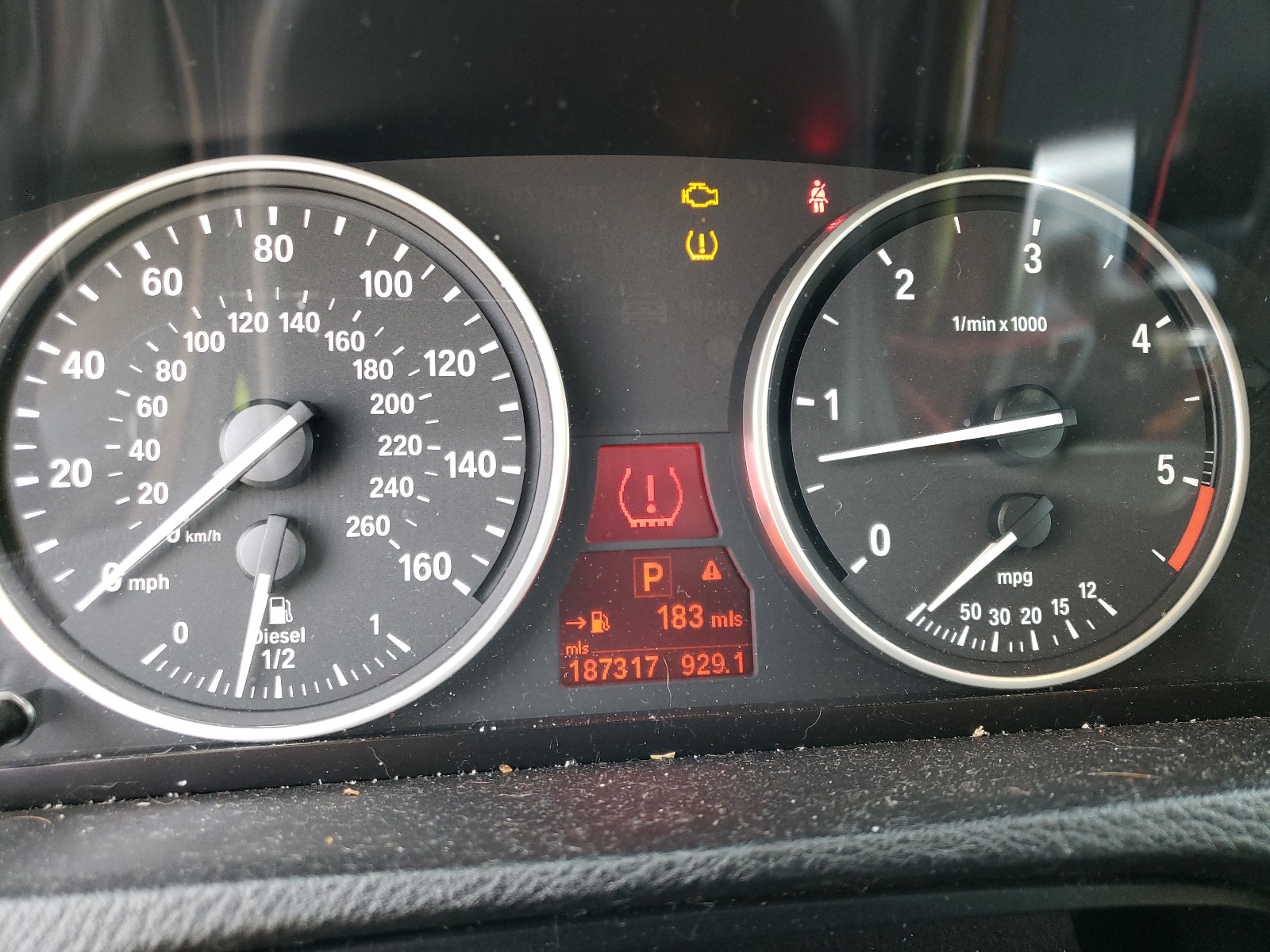 Photo 8 from auction – 2009 BMW X5 XDRIVE3 with VIN 5UXFF03579LJ98442