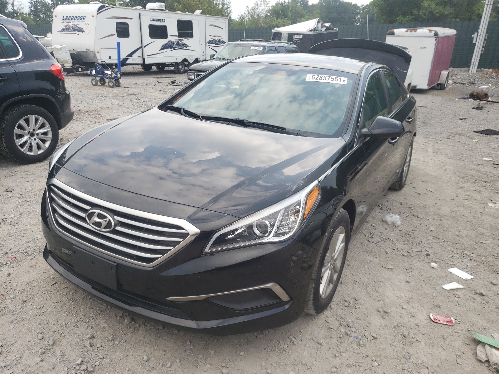 Photo 2 from auction – 2016 HYUNDAI SONATA SE with VIN 5NPE24AF7GH305373