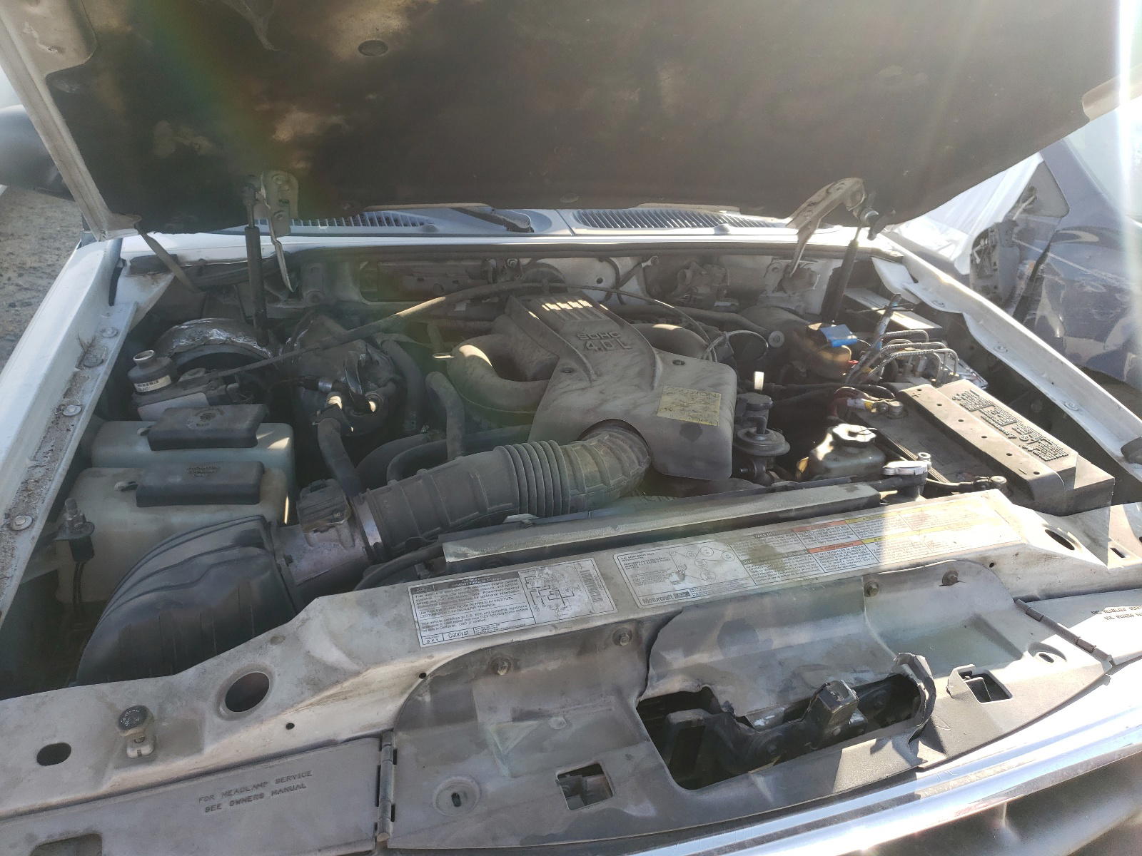 Photo 7 from auction – 1998 FORD EXPLORER with VIN 1FMZU32E1WZB35543
