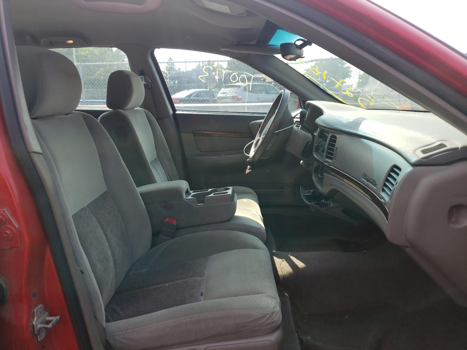 Photo 5 from auction – 2004 CHEVROLET IMPALA with VIN 2G1WF52E849257300