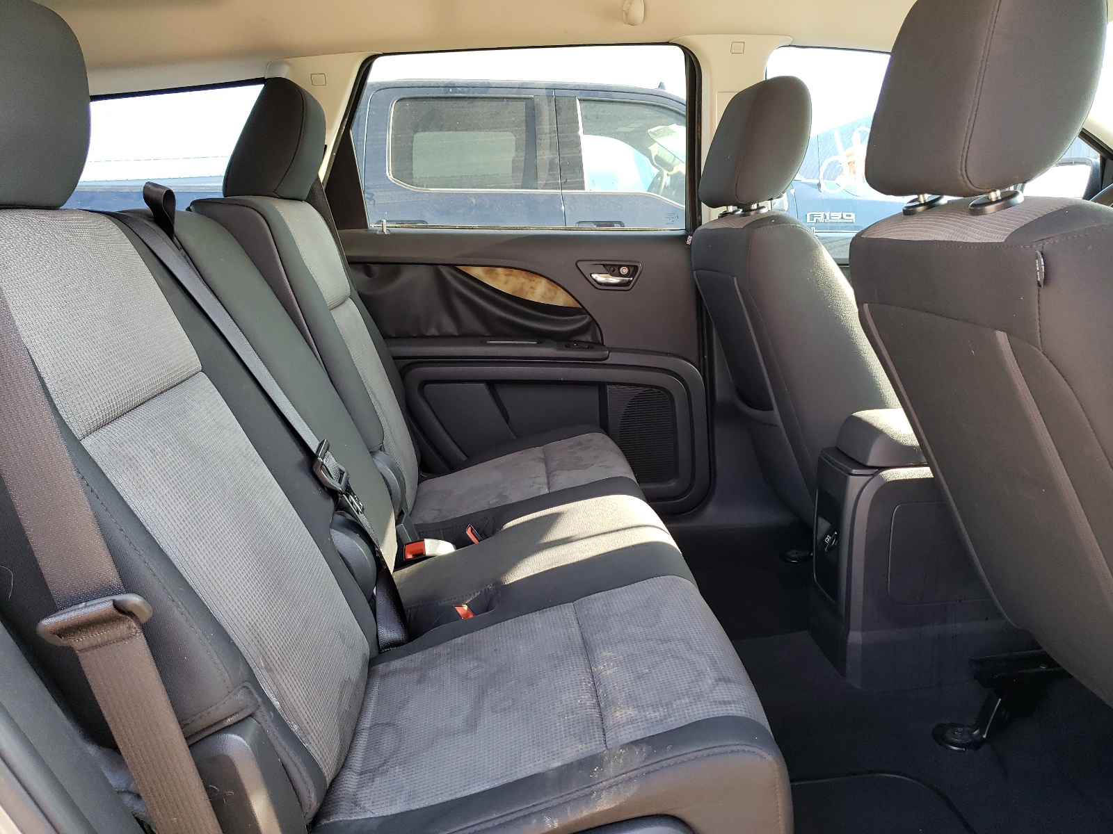 Photo 6 from auction – 2009 DODGE JOURNEY SE with VIN 3D4GG47BX9T574519