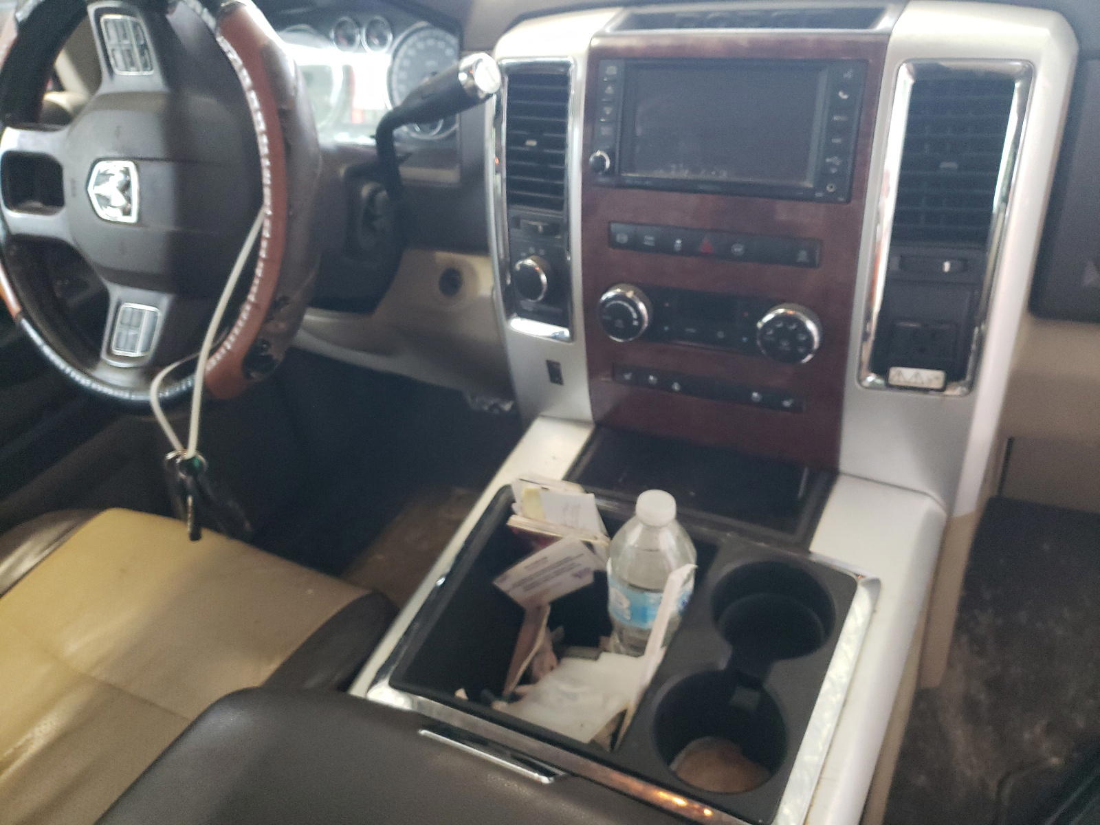 Photo 9 from auction – 2012 DODGE RAM 2500 L with VIN 3C6UD5NLXCG292527