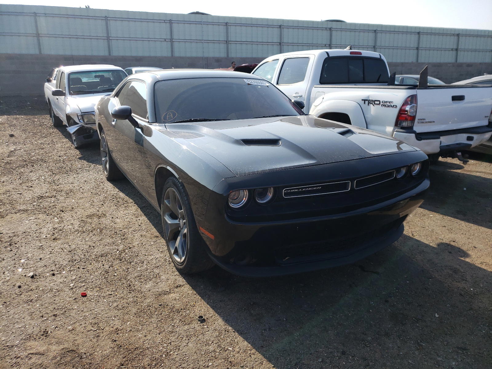 DODGE CHALLENGER 2016 with VIN 2C3CDZAG5GH330020 - Photo from auction