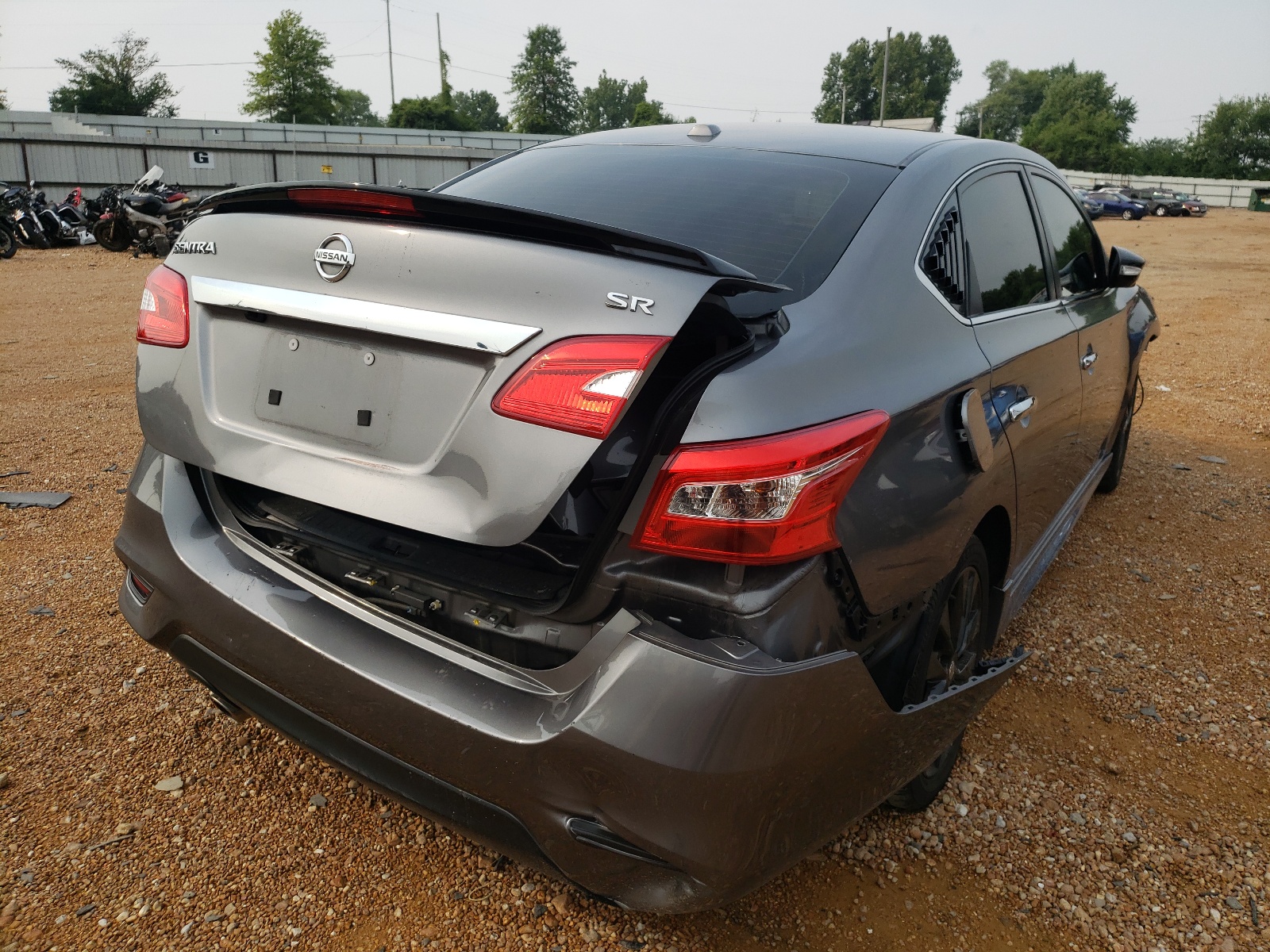 Photo 4 from auction – 2017 NISSAN SENTRA S with VIN 3N1AB7AP2HY335350
