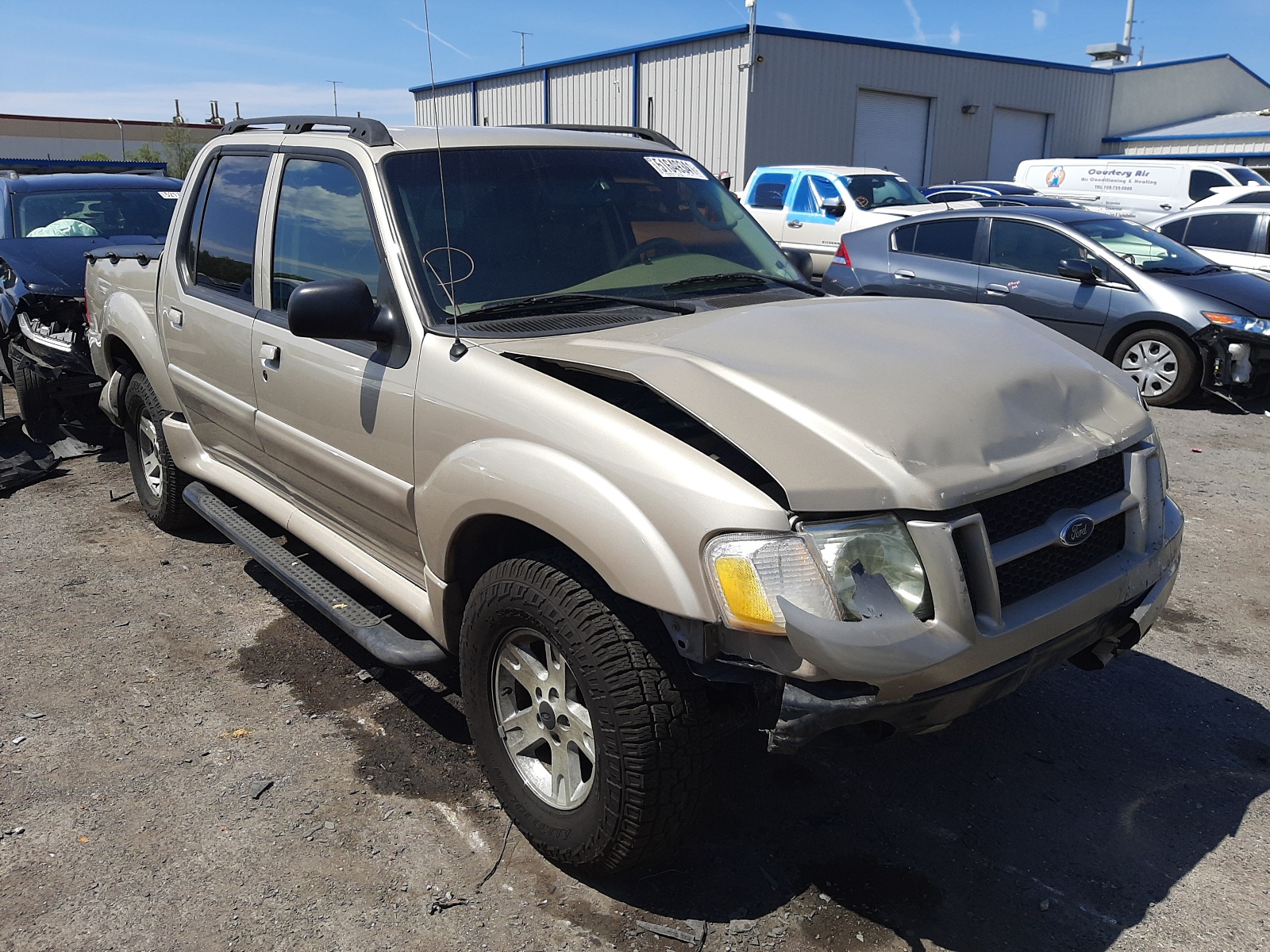 Foto 13 de la subasta – 2005 FORD EXPLORER S con VIN 1FMDU67K55UA48461