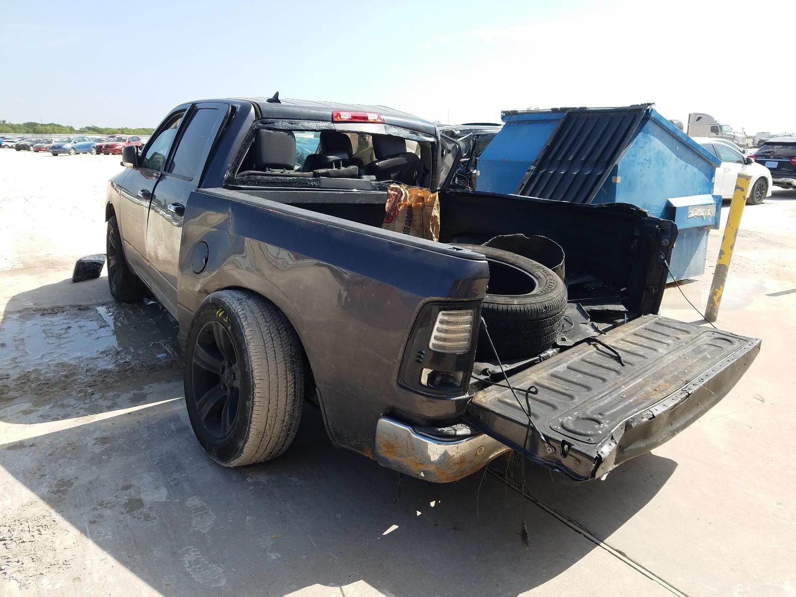 Photo 3 from auction – 2016 RAM 1500 SLT with VIN 1C6RR6LT0GS148399