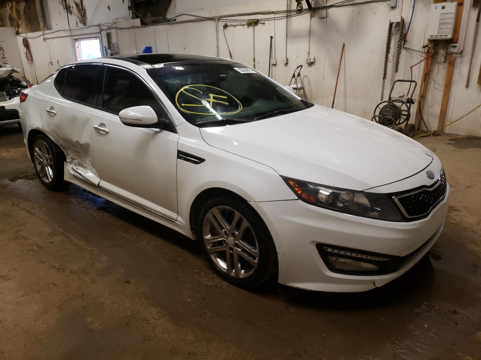 KIA OPTIMA SX 2013 with VIN 5XXGR4A63DG165785 - Photo from auction