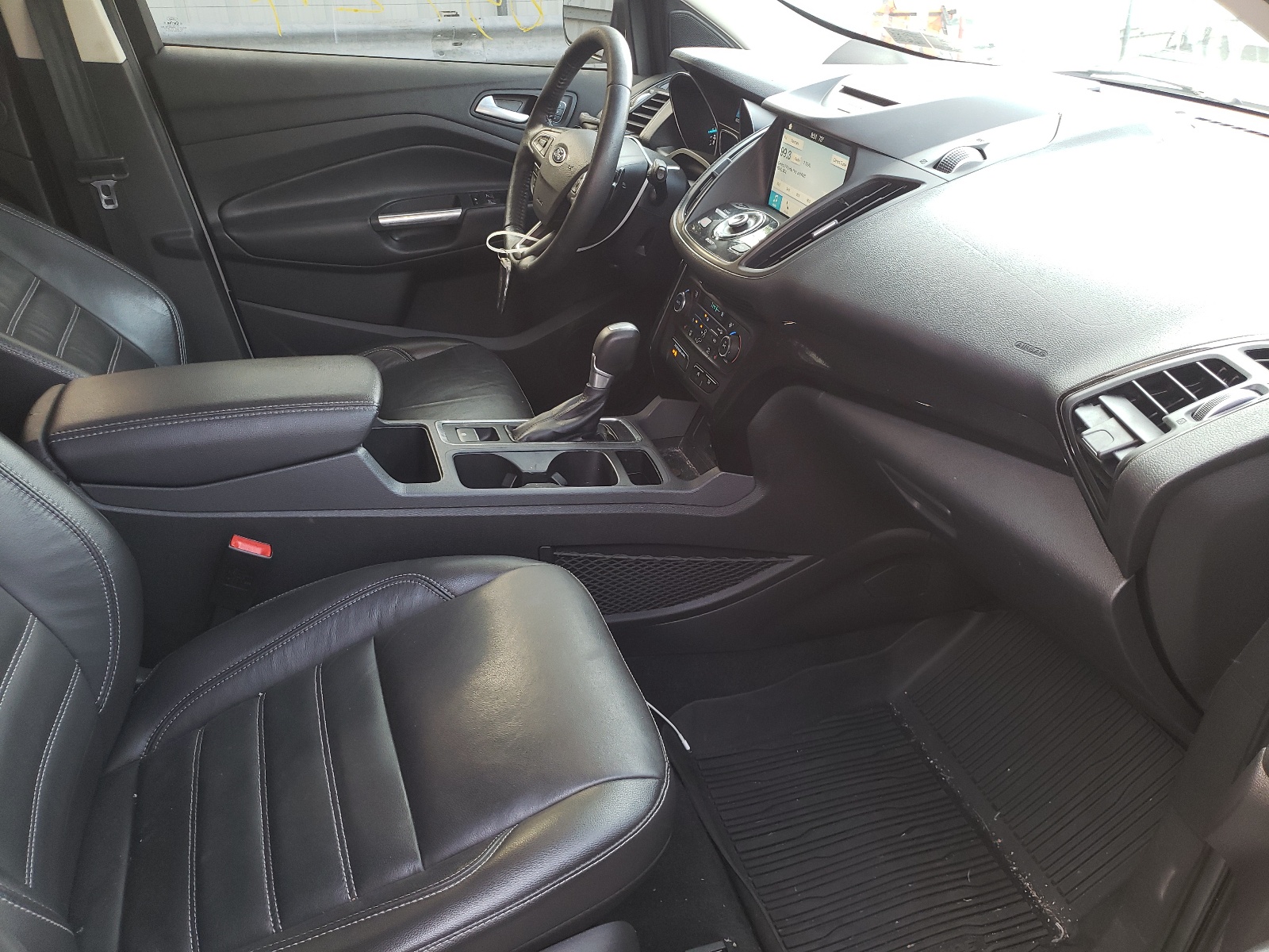 Photo 5 from auction – 2017 FORD ESCAPE TIT with VIN 1FMCU9JD4HUE83662