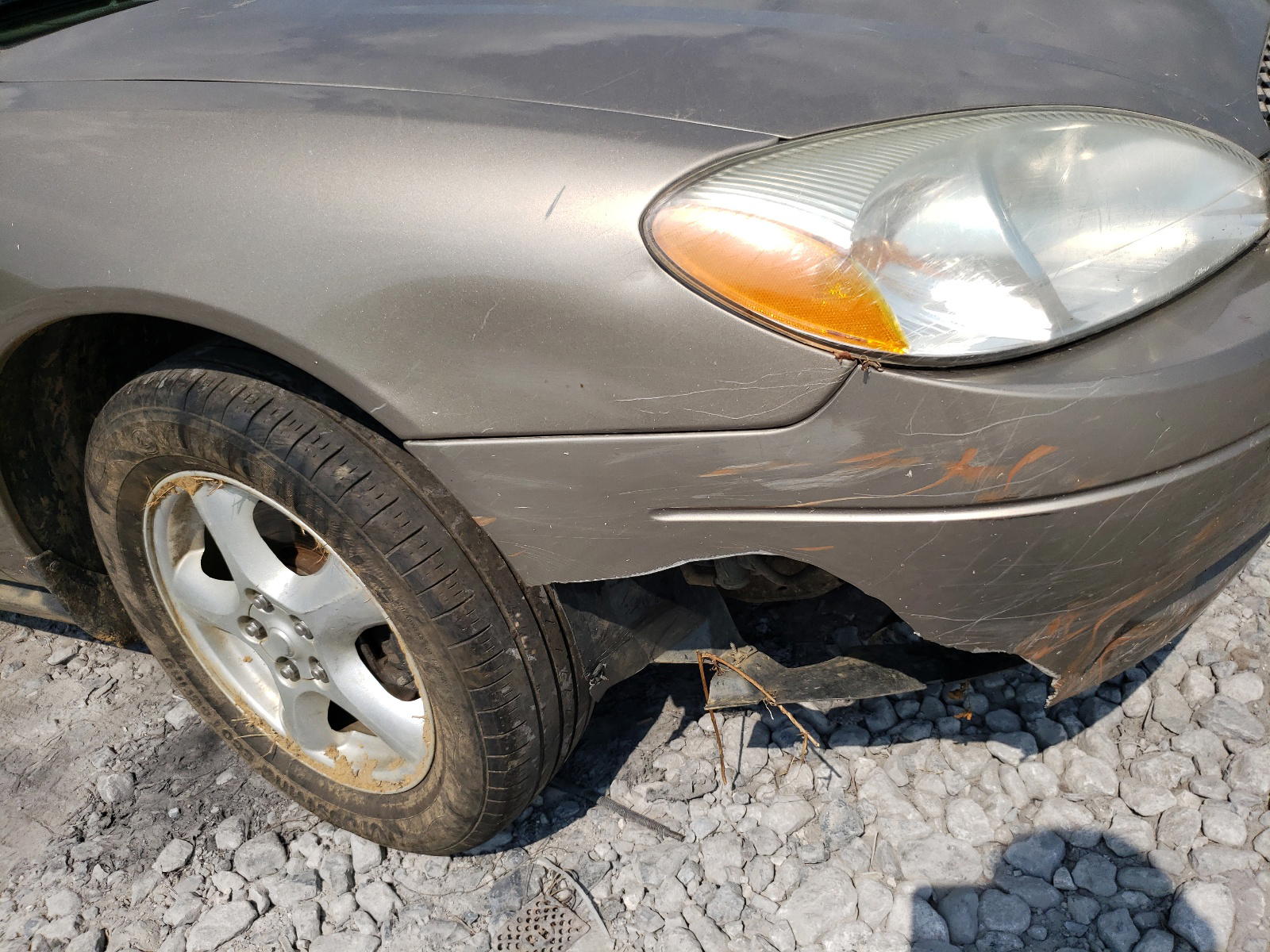 Photo 9 from auction – 2003 FORD TAURUS SES with VIN 1FAFP55293G139171