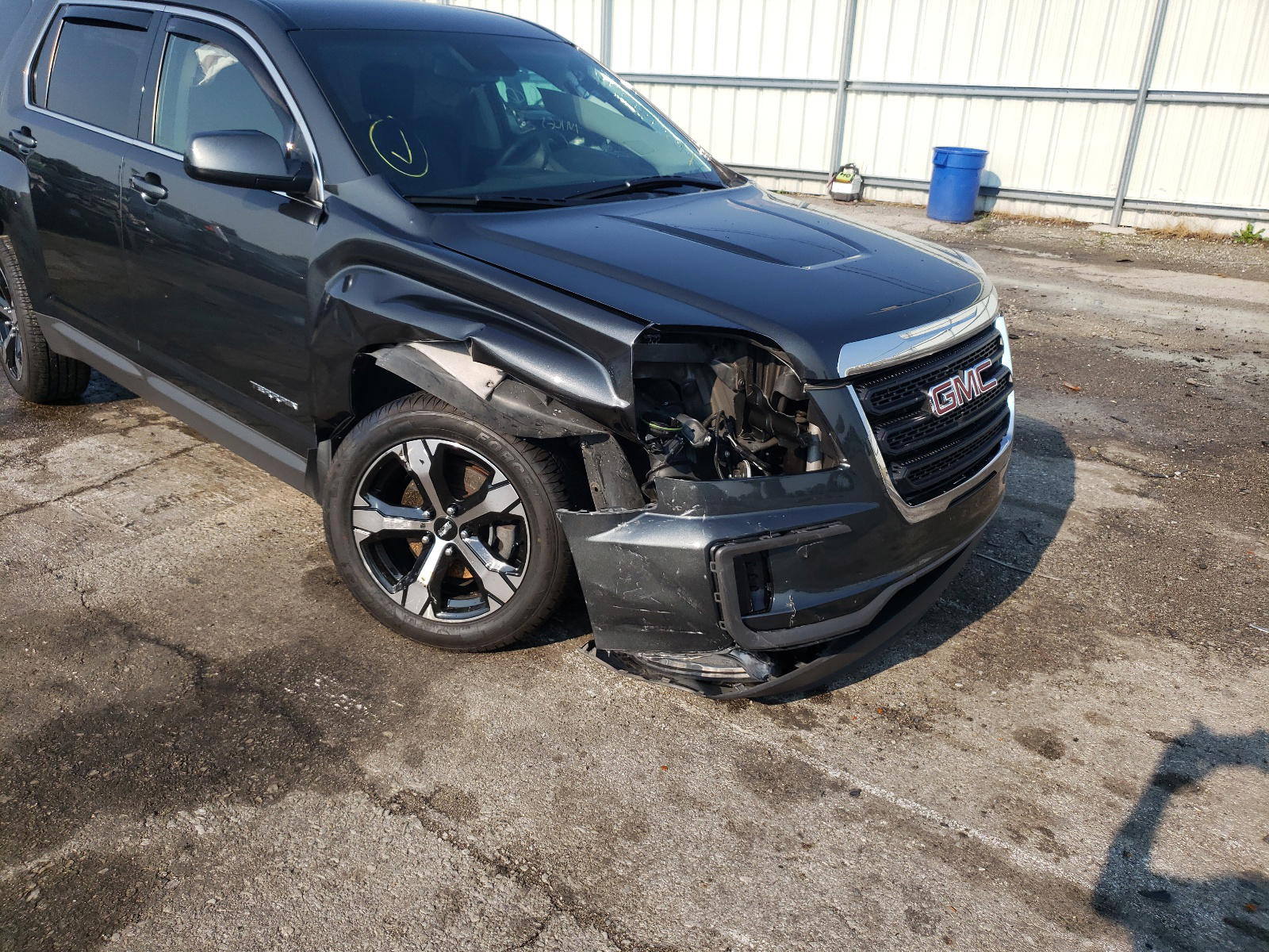 Photo 9 from auction – 2017 GMC TERRAIN SL with VIN 2GKALMEK0H6332735