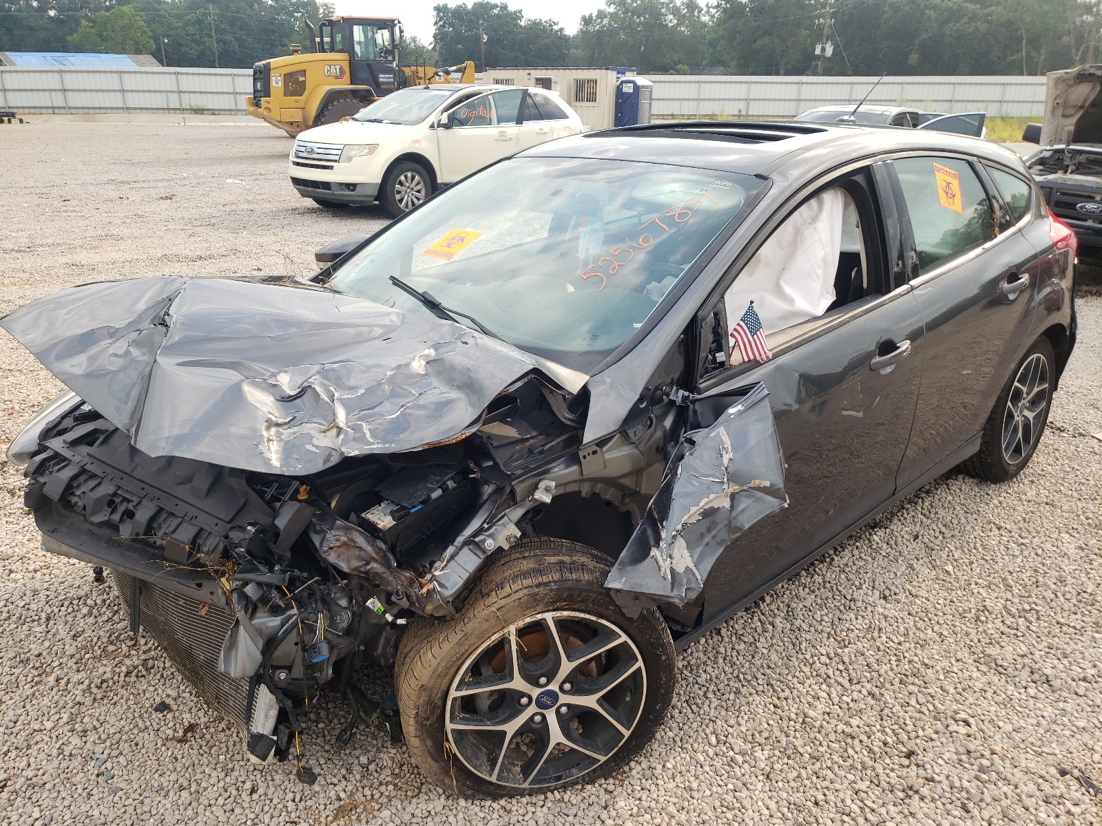 Photo 2 from auction – 2017 FORD FOCUS SEL with VIN 1FADP3M25HL282209