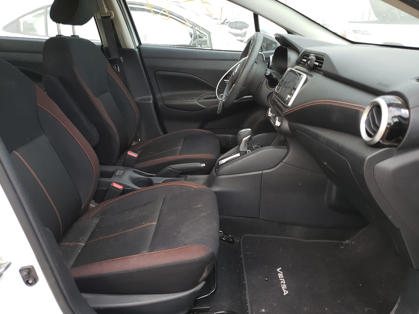Photo 19 from auction – 2020 NISSAN VERSA SR with VIN 3N1CN8FV8LL803049
