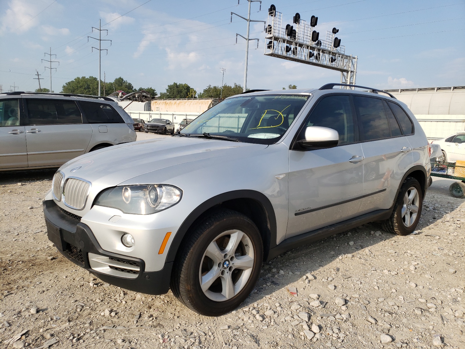 Photo 2 from auction – 2009 BMW X5 XDRIVE3 with VIN 5UXFF03579LJ98442