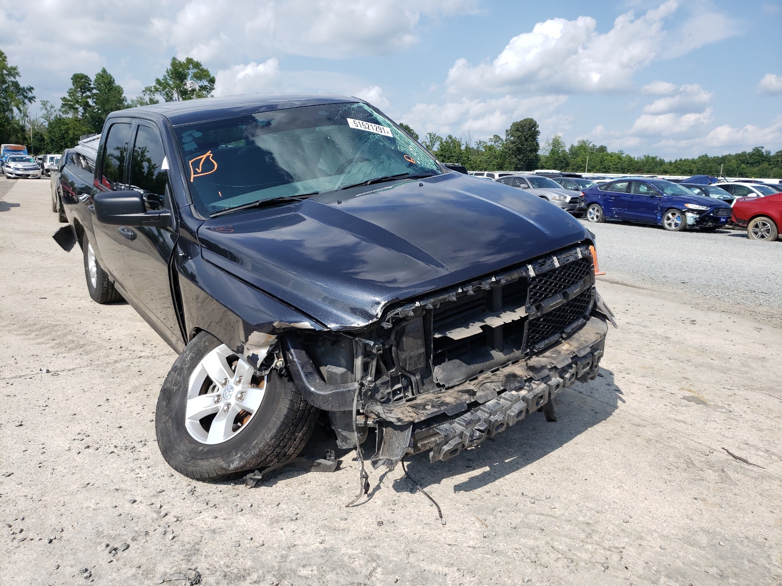 RAM 1500 ST 2018 z numerem VIN 1C6RR7KG1JS253647 - Zdjęcie z aukcji