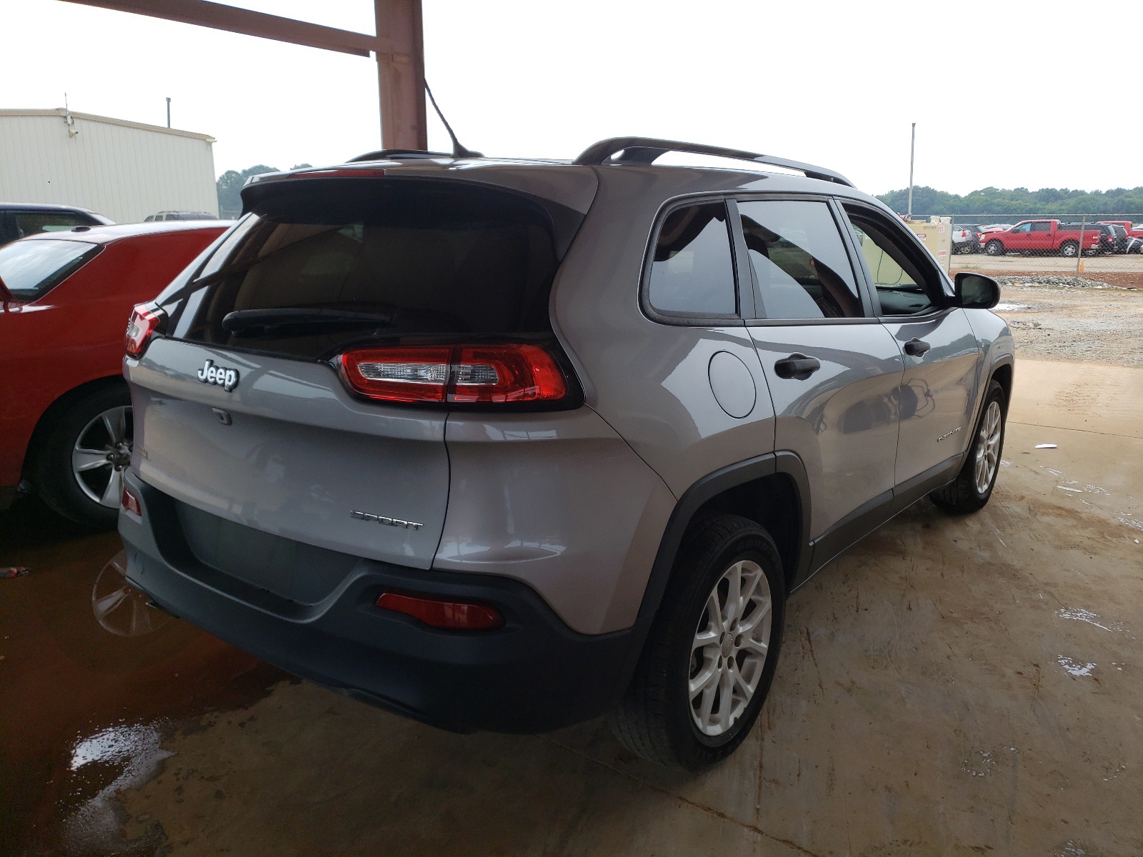 Photo 4 from auction – 2017 JEEP CHEROKEE S with VIN 1C4PJLAB0HW642935