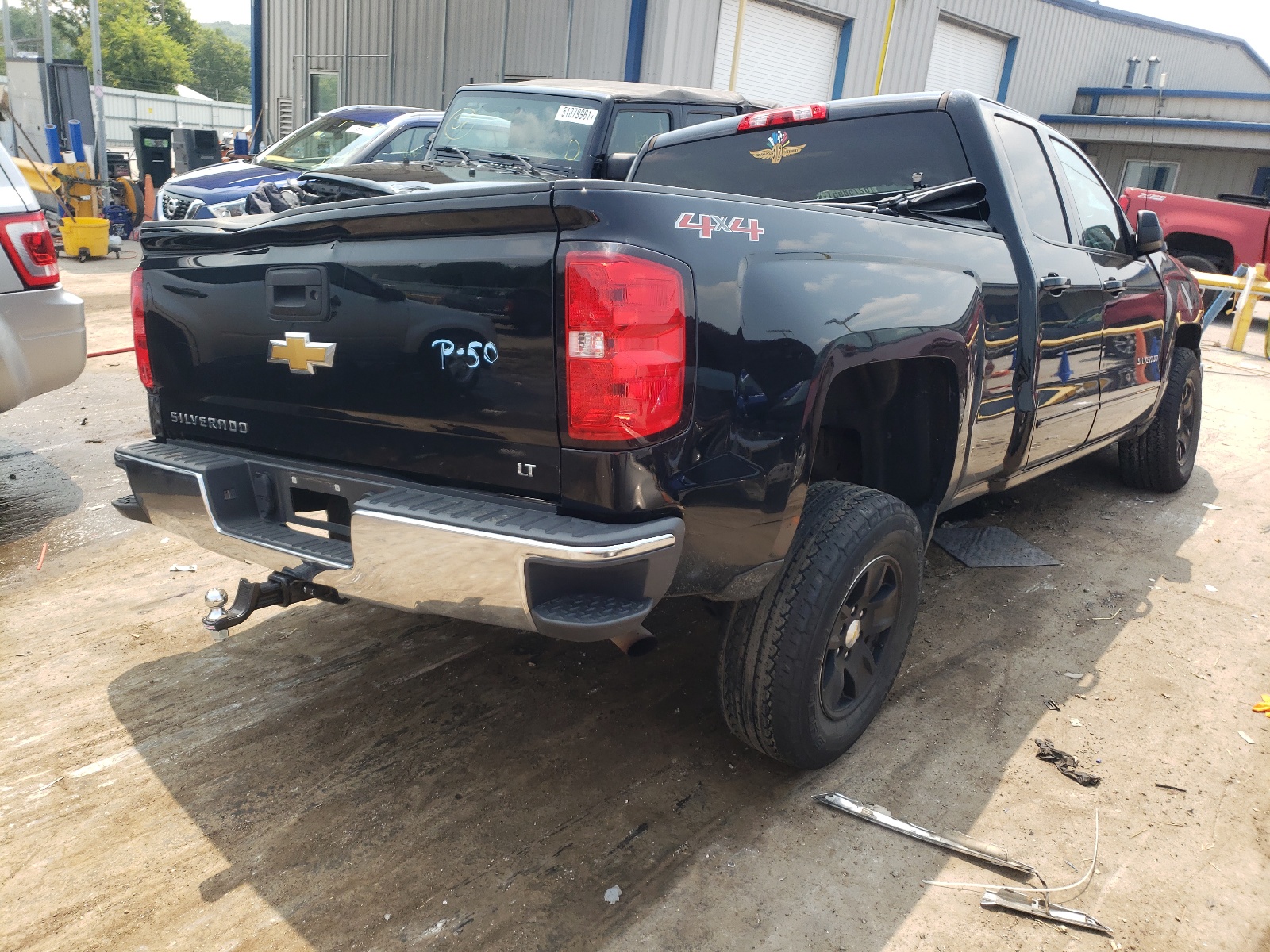 Photo 4 from auction – 2015 CHEVROLET SILVERADO with VIN 1GCVKREC1FZ236233