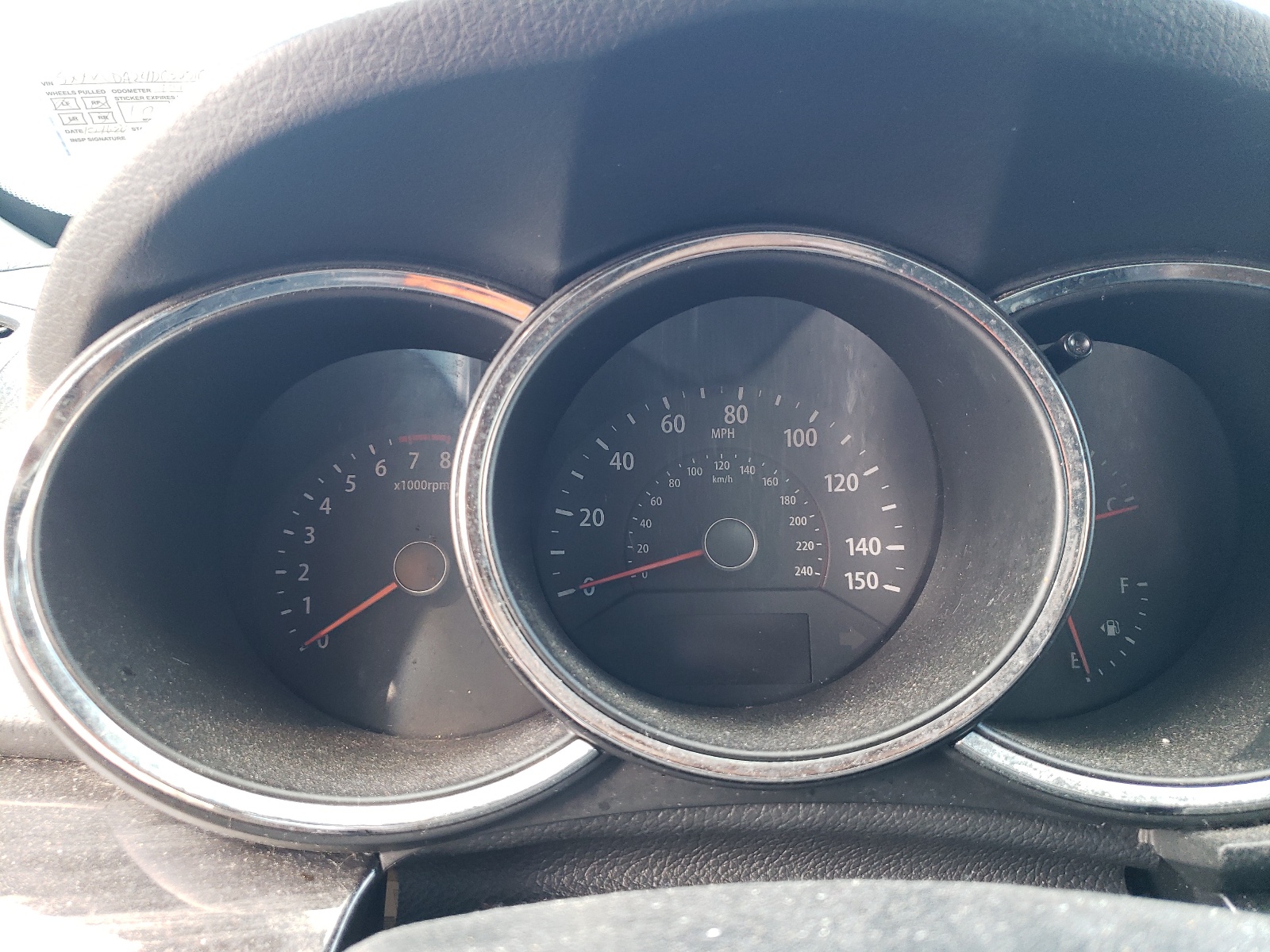Photo 8 from auction – 2013 KIA SORENTO EX with VIN 5XYKUDA24DG325108