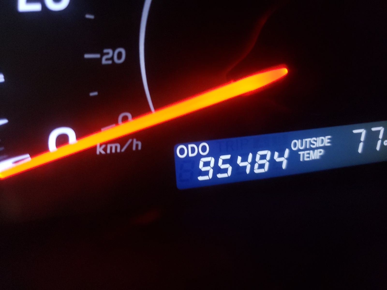 Photo 8 from auction – 2010 TOYOTA CAMRY BASE with VIN 4T1BF3EK5AU105397