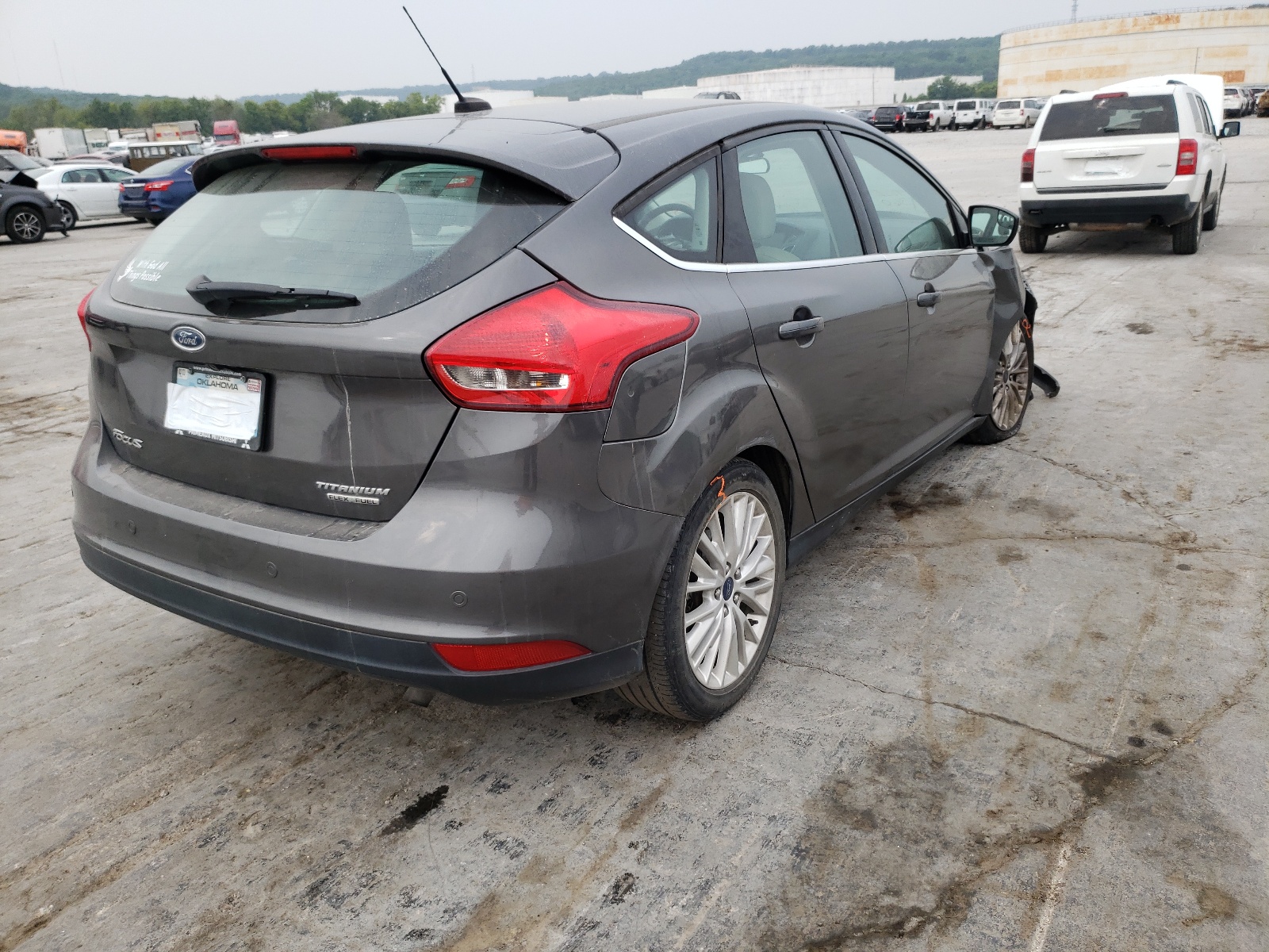 Photo 4 from auction – 2016 FORD FOCUS TITA with VIN 1FADP3N23GL208798