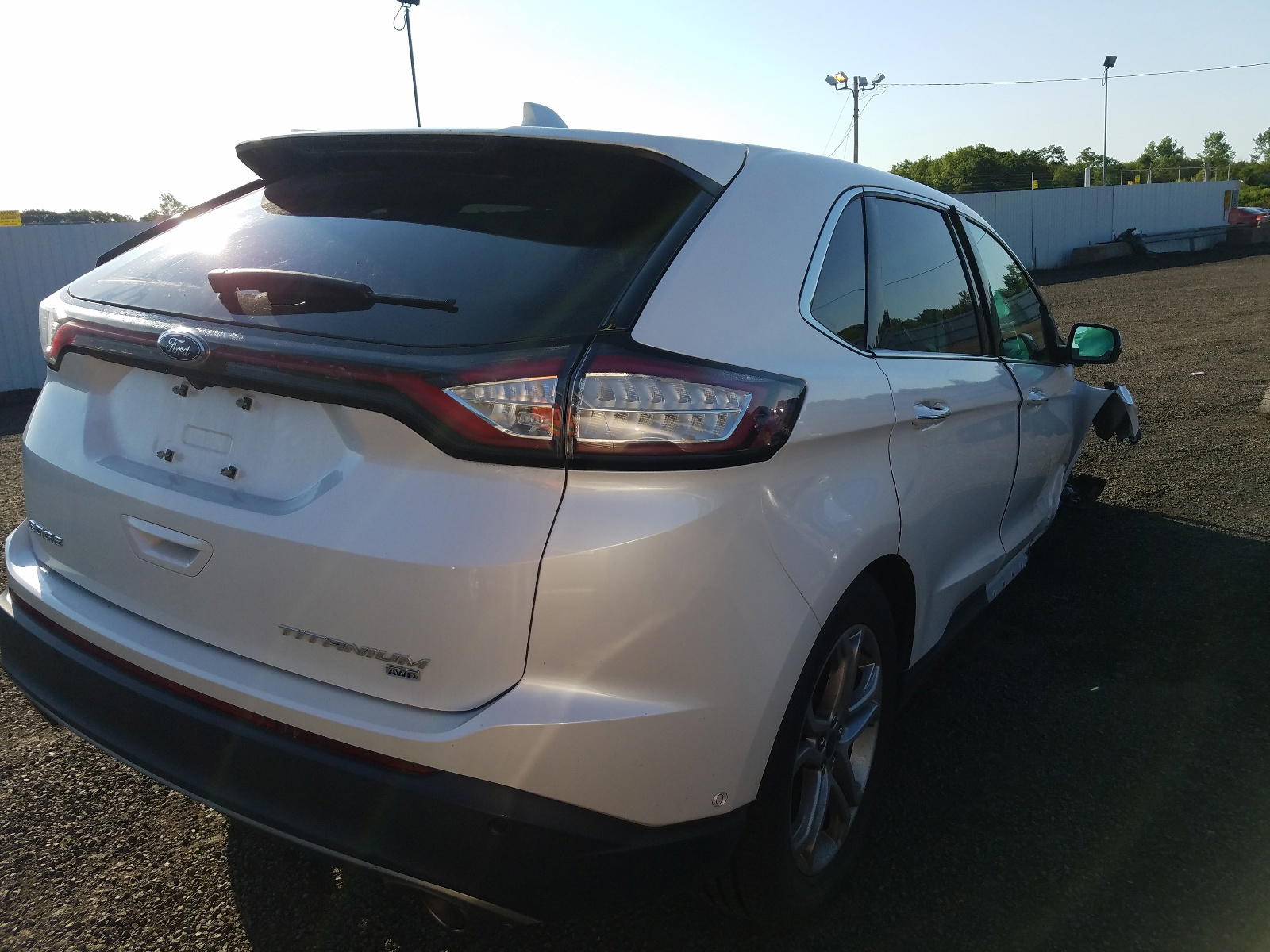 Photo 4 from auction – 2015 FORD EDGE TITAN with VIN 2FMPK4K87FBC05028