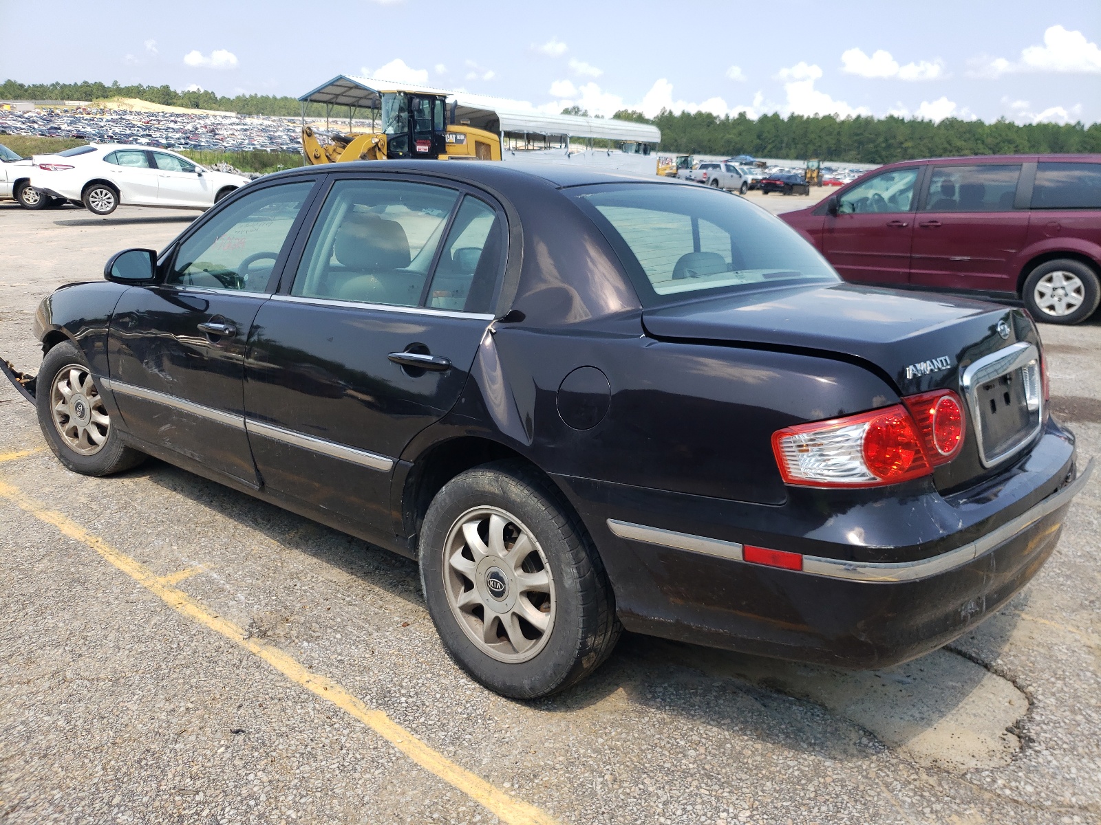Photo 3 from auction – 2005 KIA AMANTI with VIN KNALD124455074634